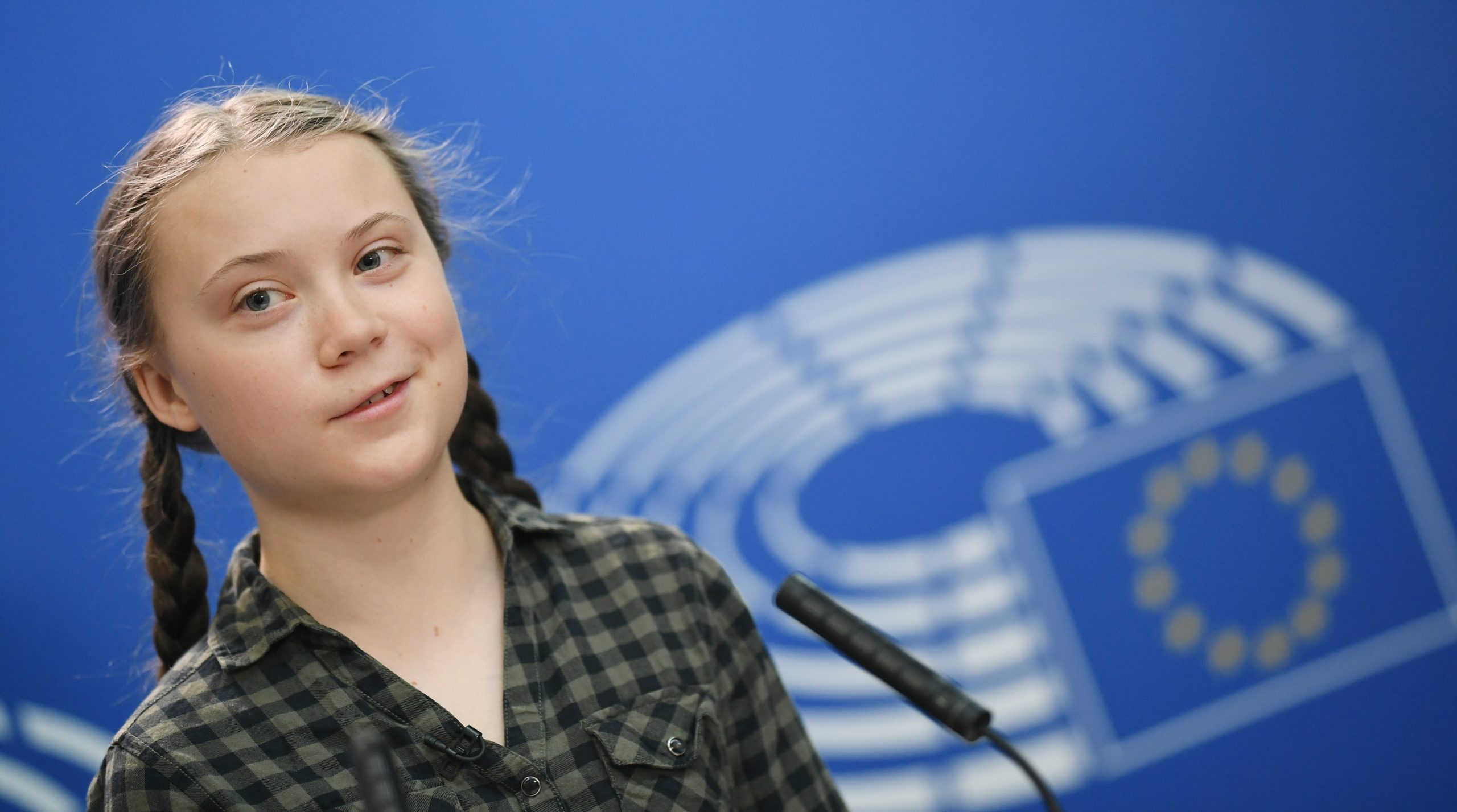 Ativista pelo clima Greta Thunberg premiada pela Amnistia Internacional