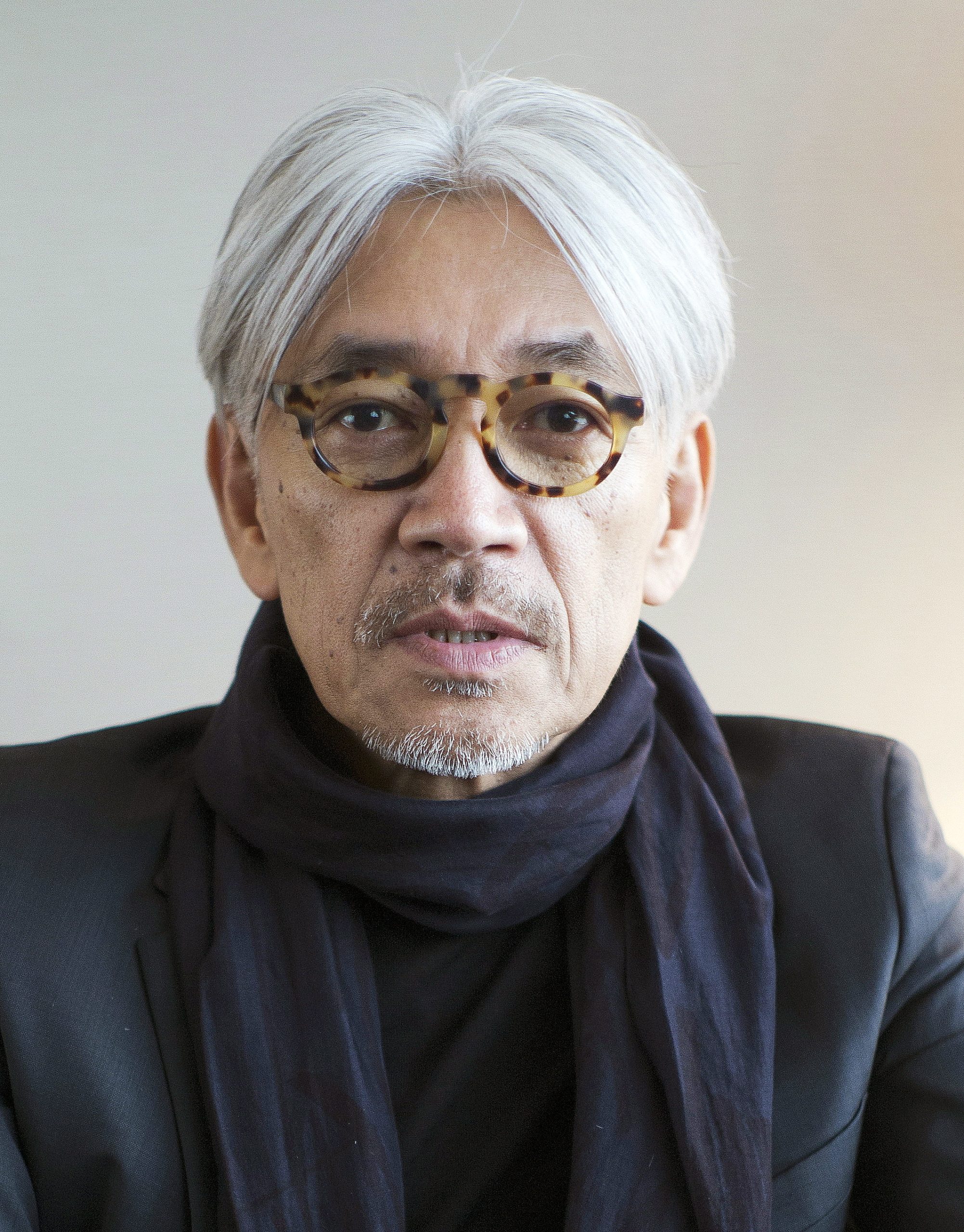 Músicos, compositores e realizadores lamentam morte de compositor Ryuichi Sakamoto