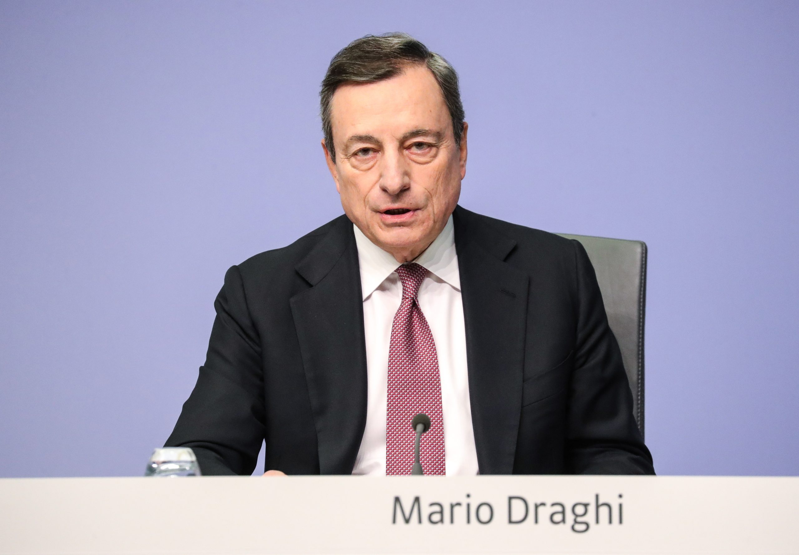 Marcelo condecora Mario Draghi em Belém na quarta-feira
