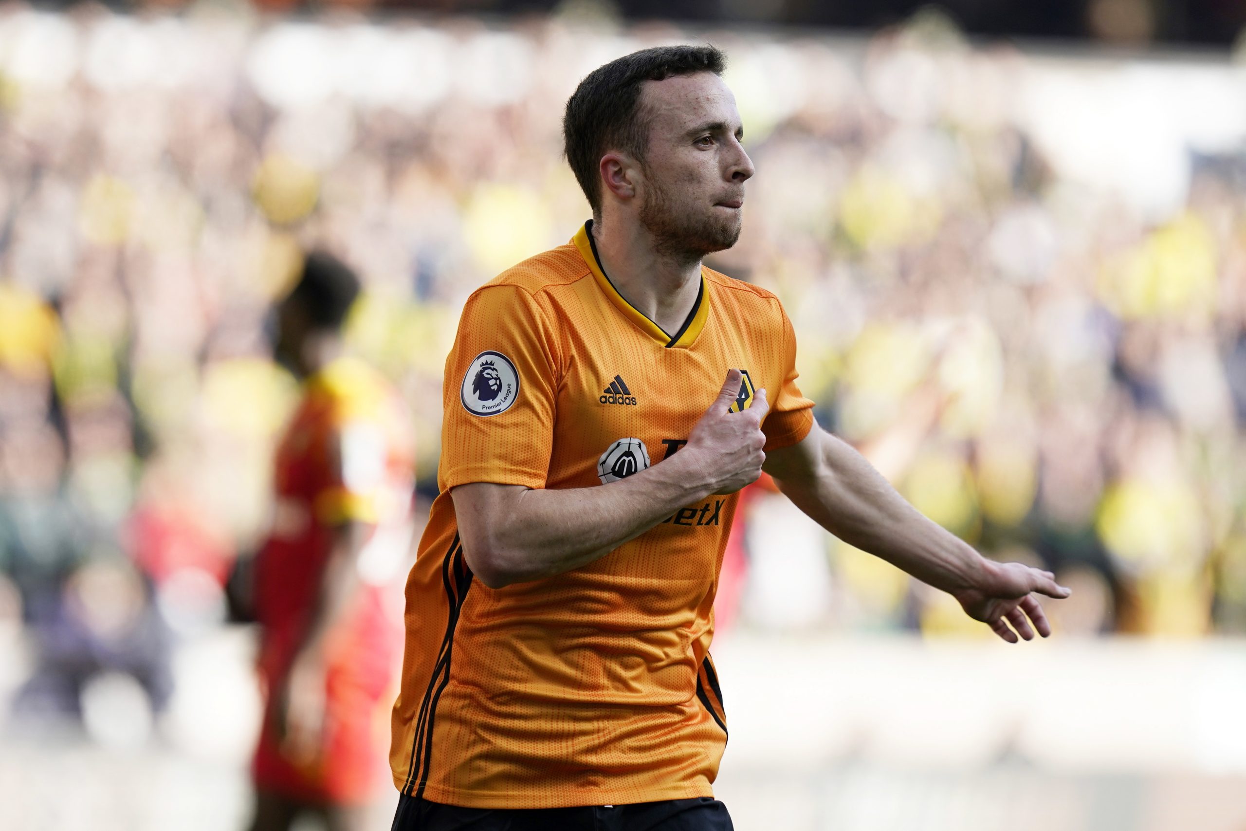 Diogo Jota dá título virtual do futebol inglês ao Wolverhampton