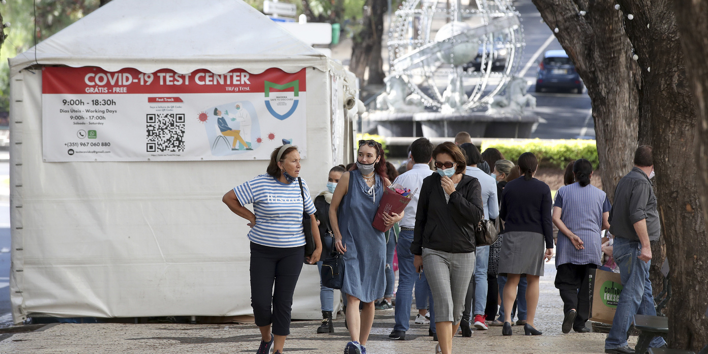 Covid-19: Médicos de saúde pública consideram medidas de alívio das restrições adequadas