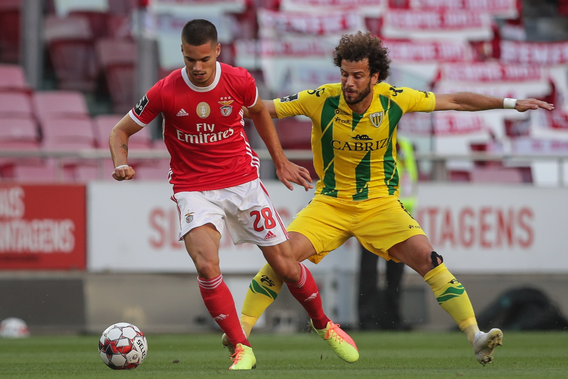 Benfica empata com Tondela e reassume liderança da Liga em igualdade com FC Porto