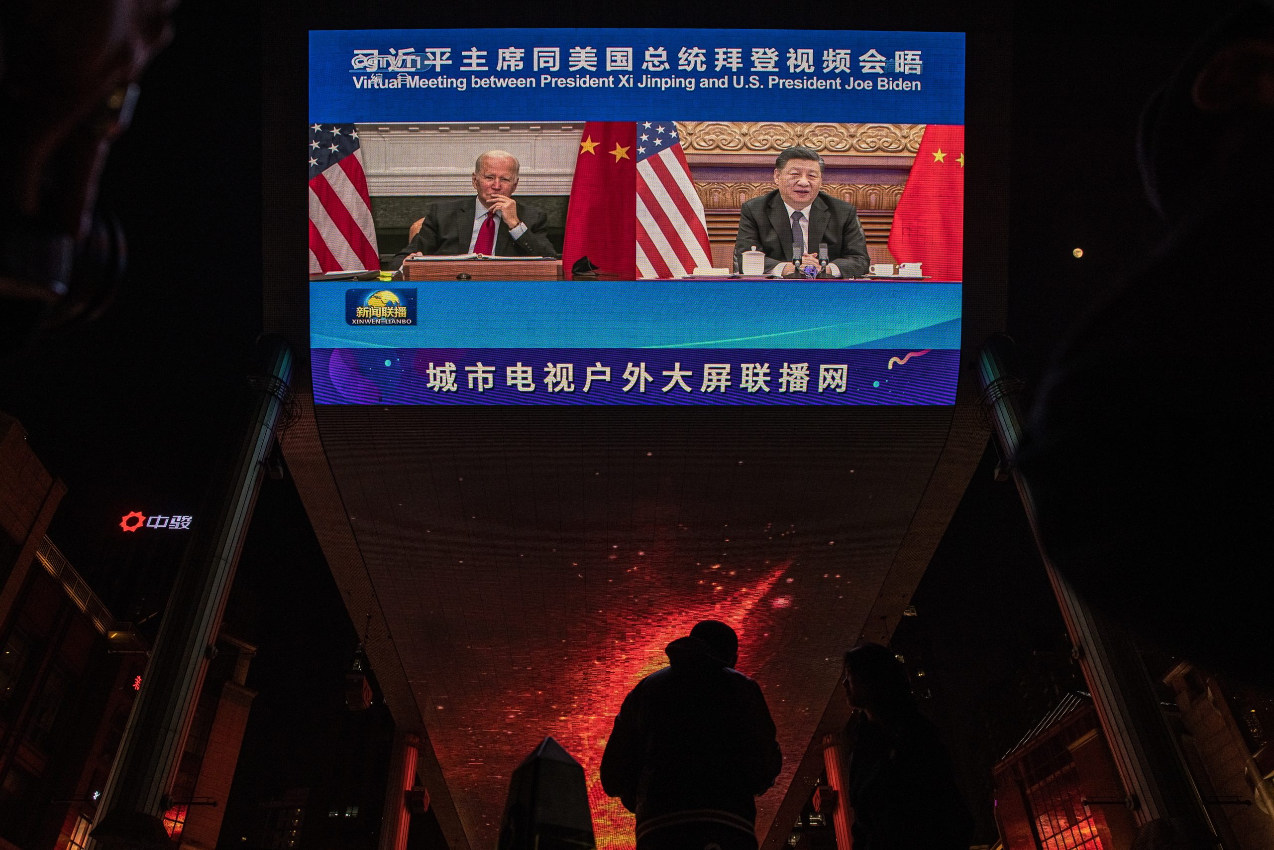 Presidentes dos EUA e da China iniciaram conversa sobre a guerra