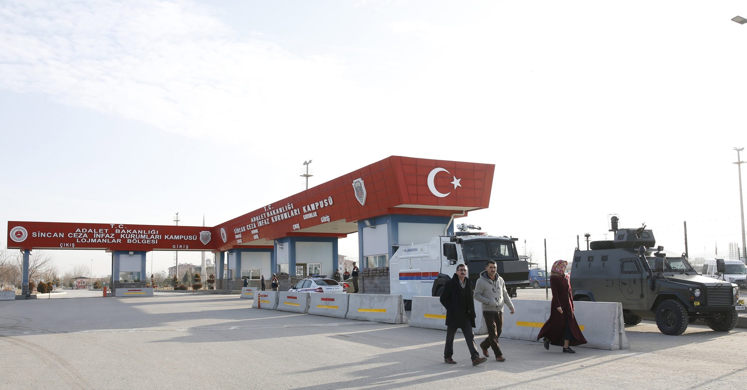 Amnistia Internacional acusa Turquia de demissões arbitrárias