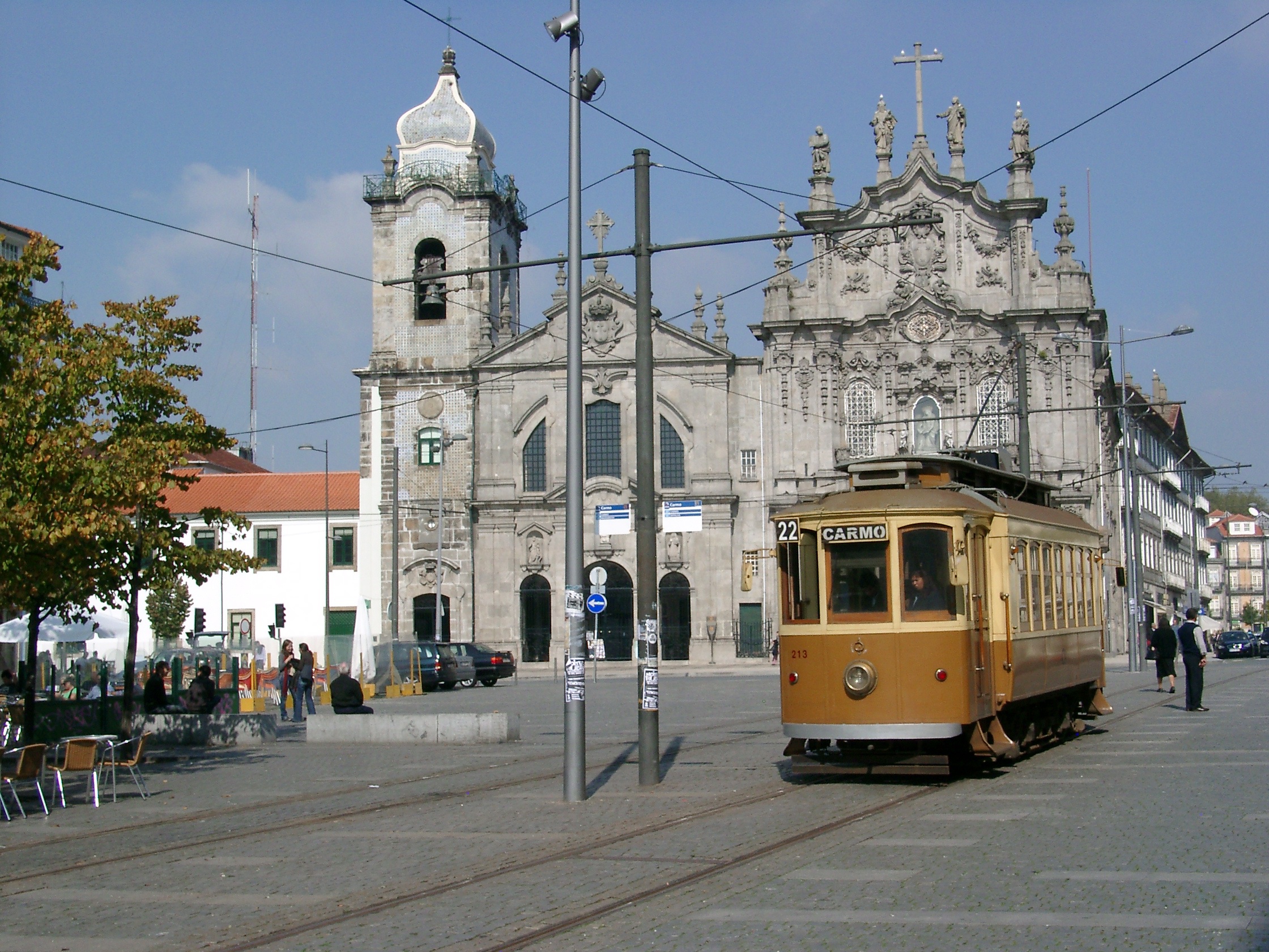 Conselho Metropolitano do Porto analisa novo modelo de gestão para os elétricos
