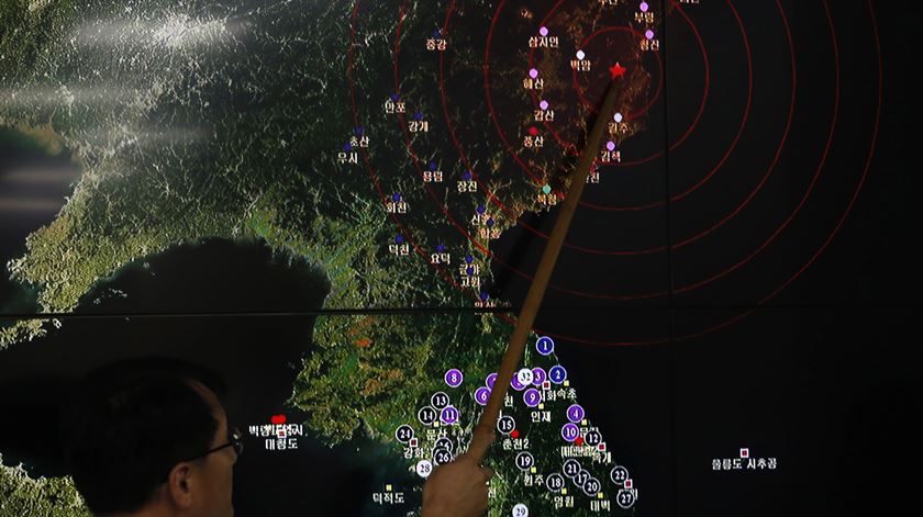 “Quando vejo uma coisa deste tamanho, eu, enquanto militar, assumo que é uma bomba de hidrogénio”