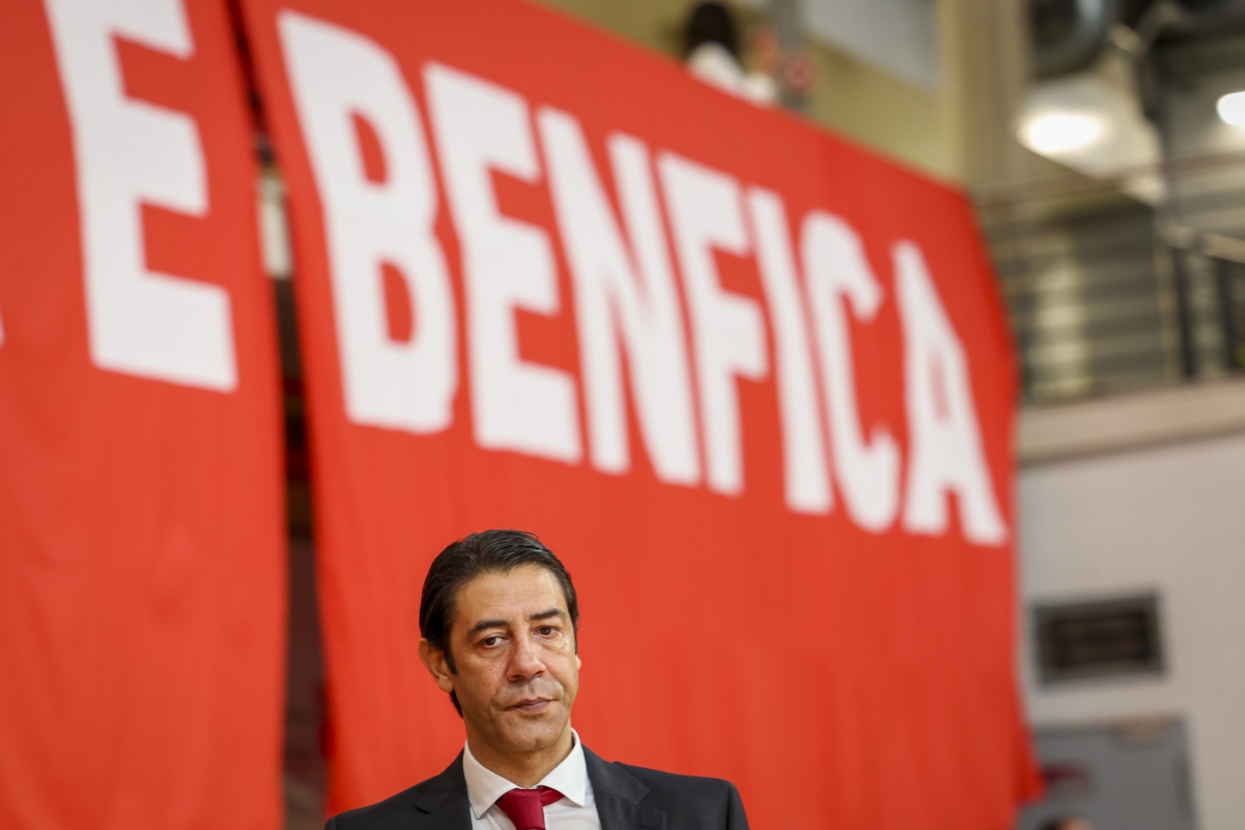 Presidente do Benfica ouvido no DCIAP em ‘processo dos e-mails’