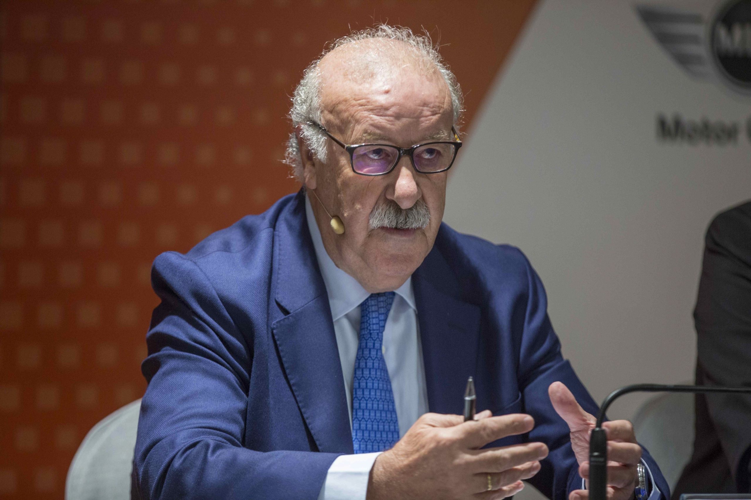 Del Bosque diz que destituição de Lopetegui não afetará a seleção espanhola no Mundial2018