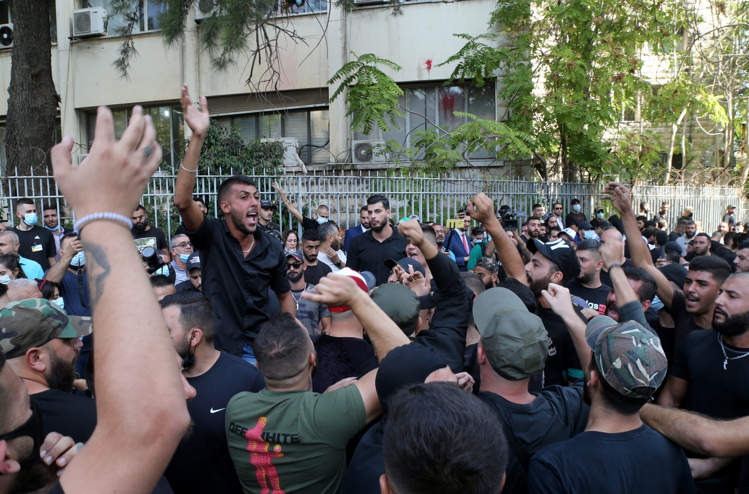 Líbano: Número de mortos causados por tiroteio em manifestação sobe para seis