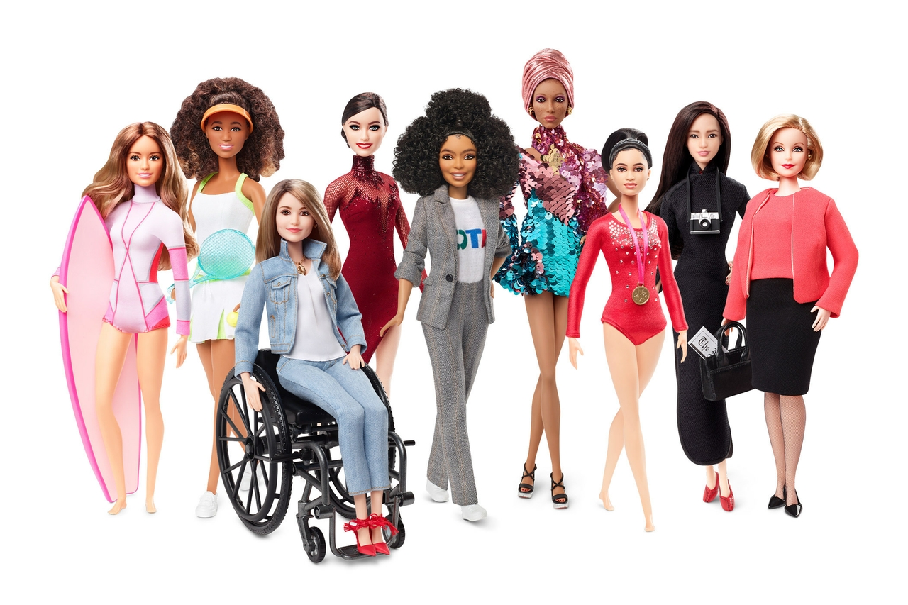 Barbie faz 60 anos. Entre sucessos e controvérsias, mas sem rugas e mais representativa