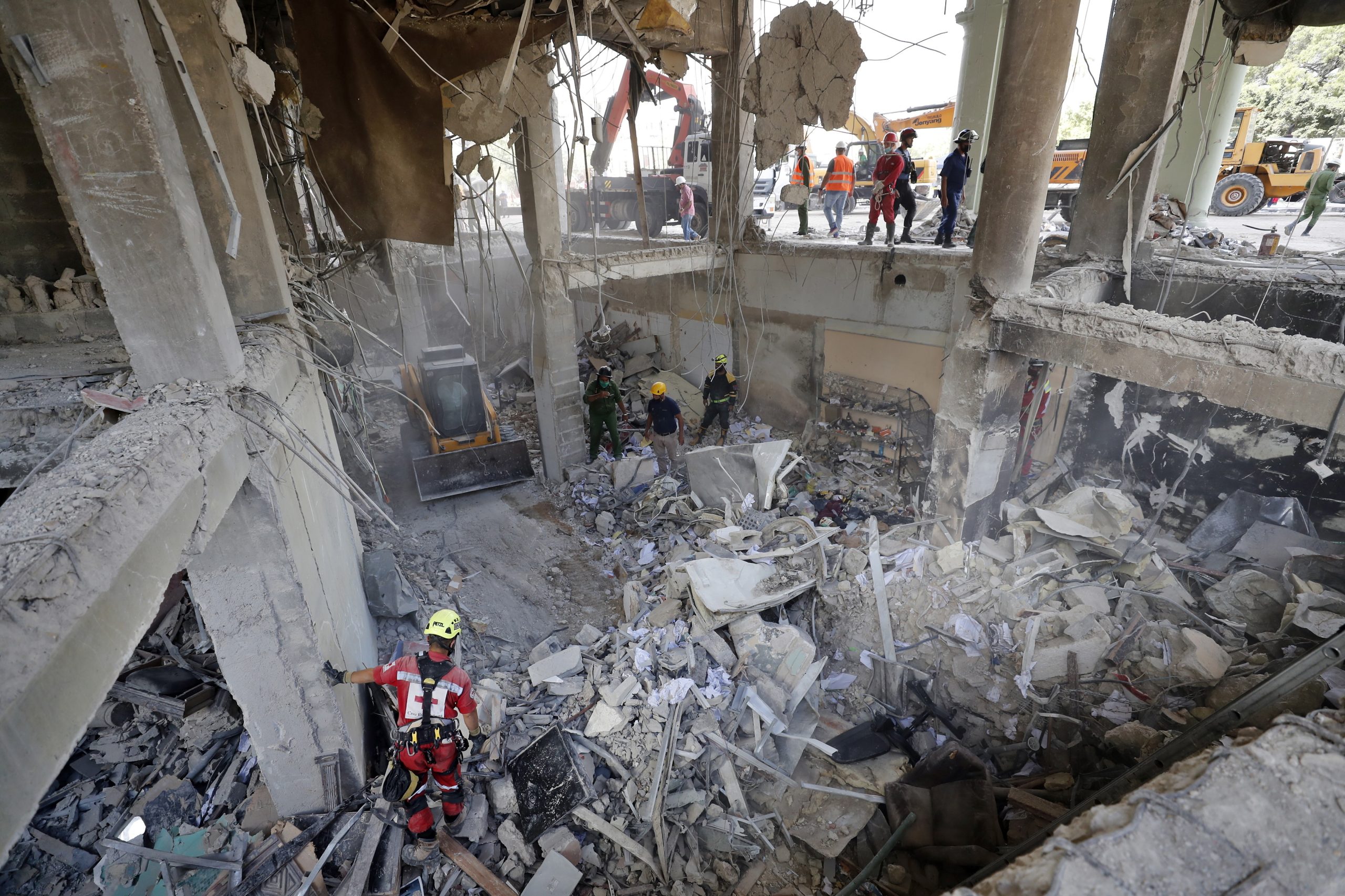 Sobe para 46 o número de mortos devido a explosão num hotel de Havana