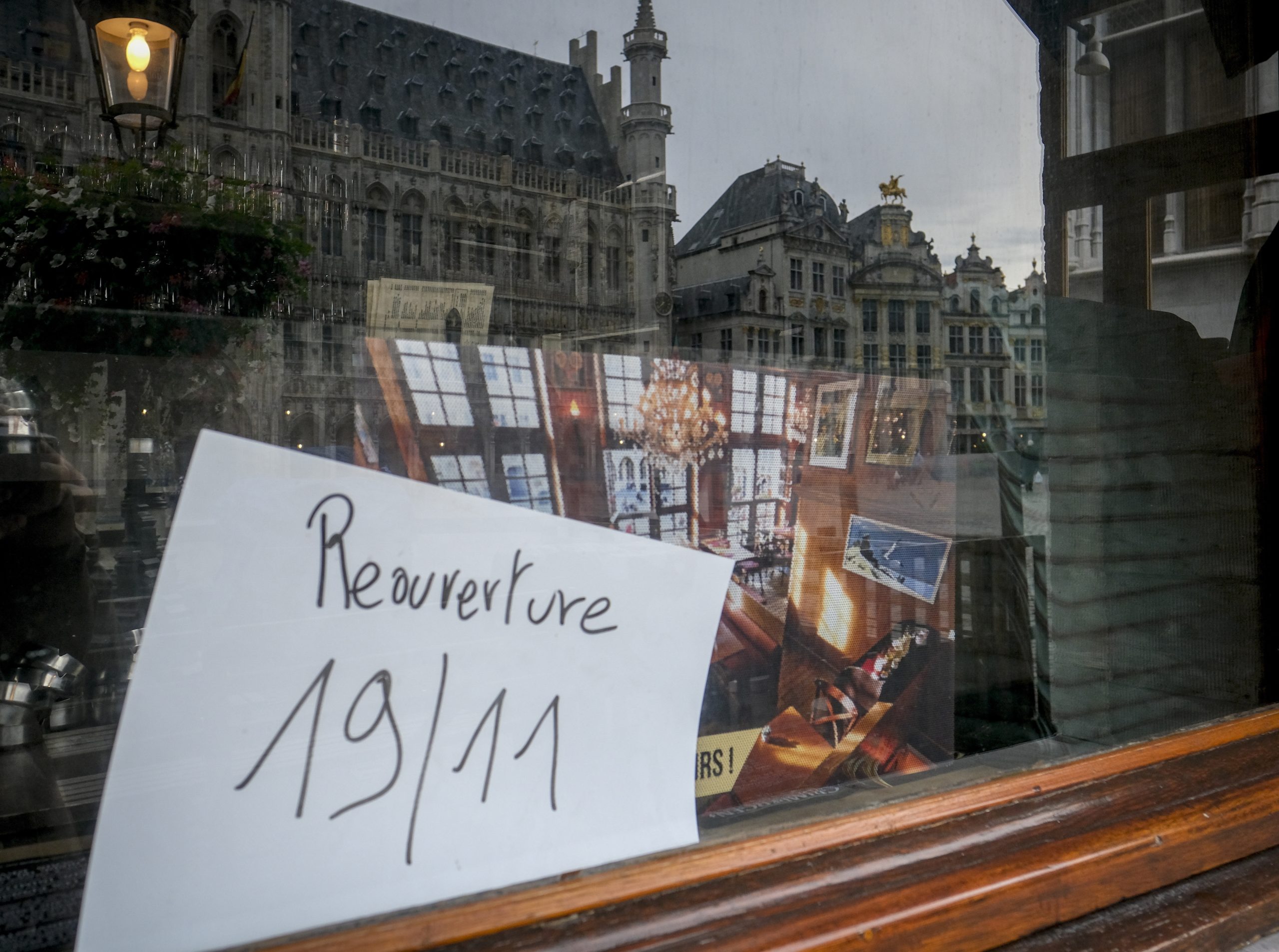 Covid-19: Bélgica é o país da Europa com mais casos por 100.000 habitantes