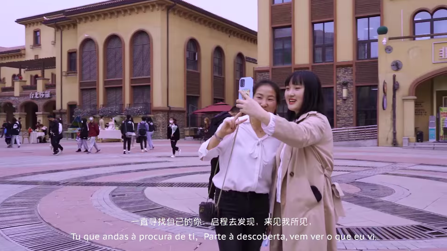 Hino da Jornada Mundial da Juventude com versão em chinês. Comunidade católica chinesa em Portugal traduziu a letra