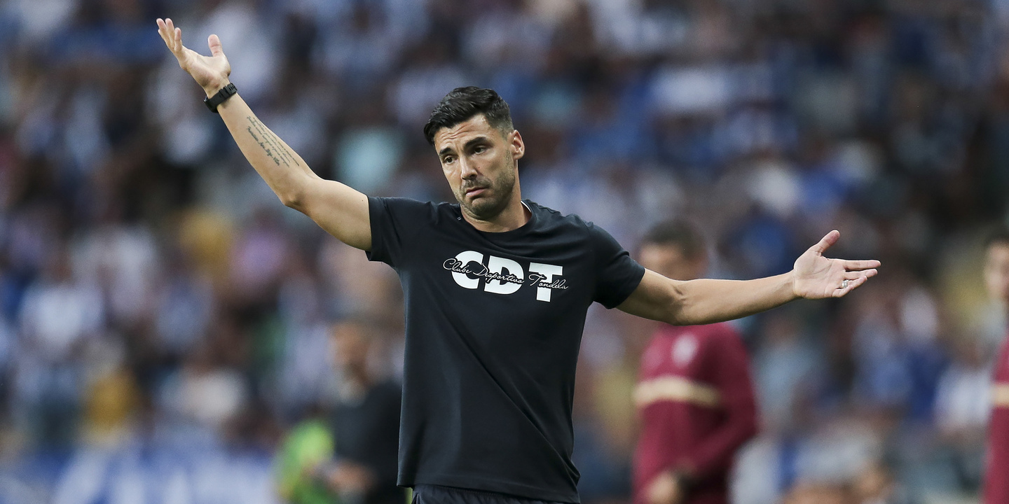 Tozé Marreco é o novo treinador do Farense