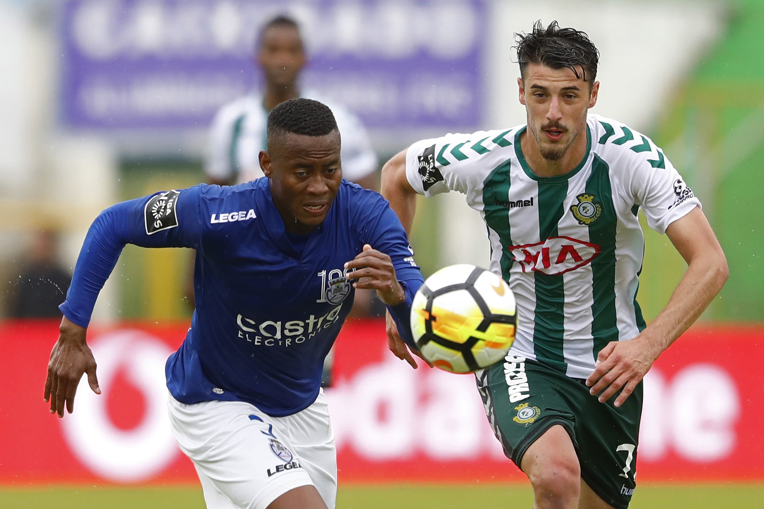 Feirense vence em Setúbal e abandona lugares de despromoção da I Liga