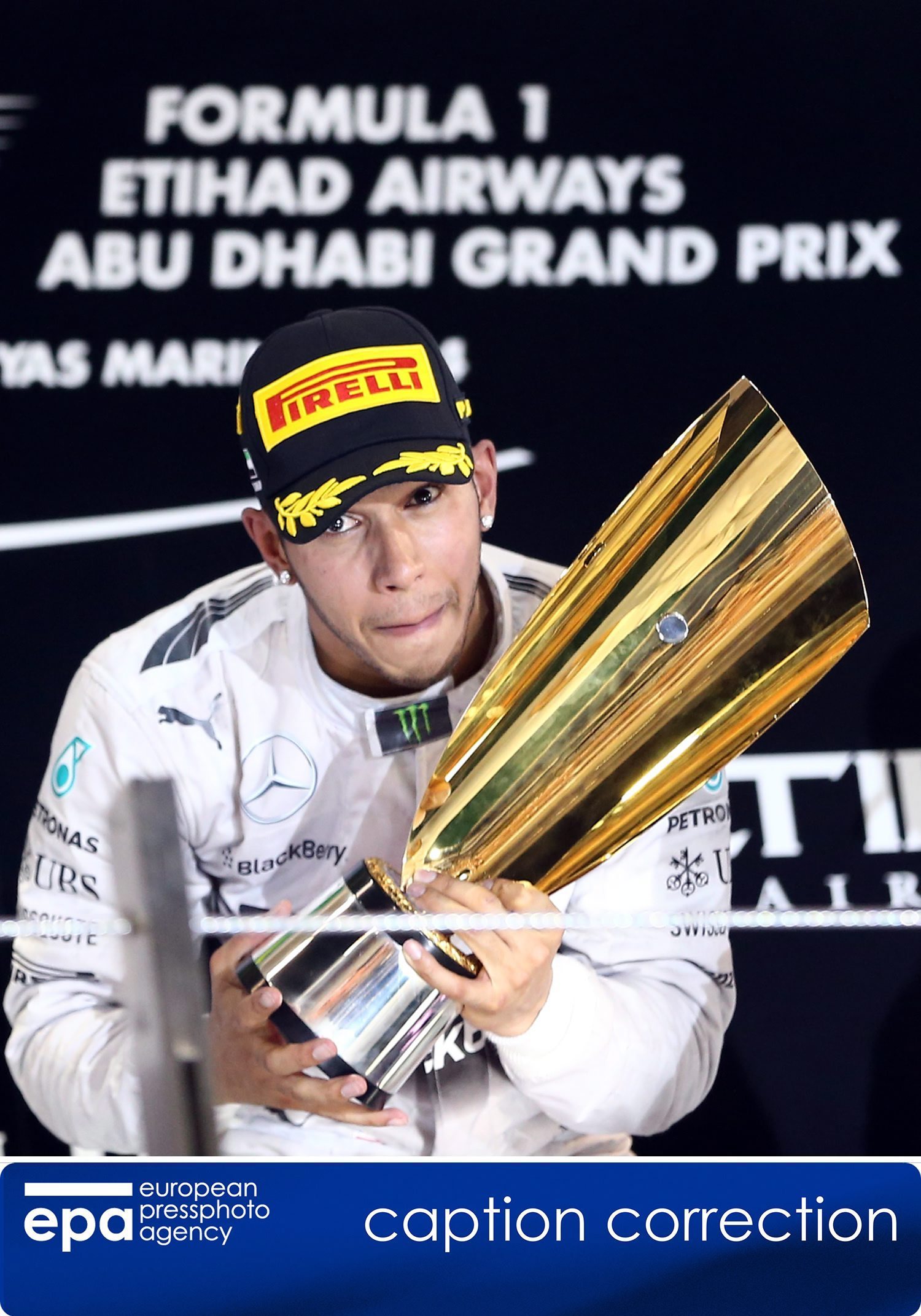 Lewis Hamilton: “Alguém não quer que eu ganhe”