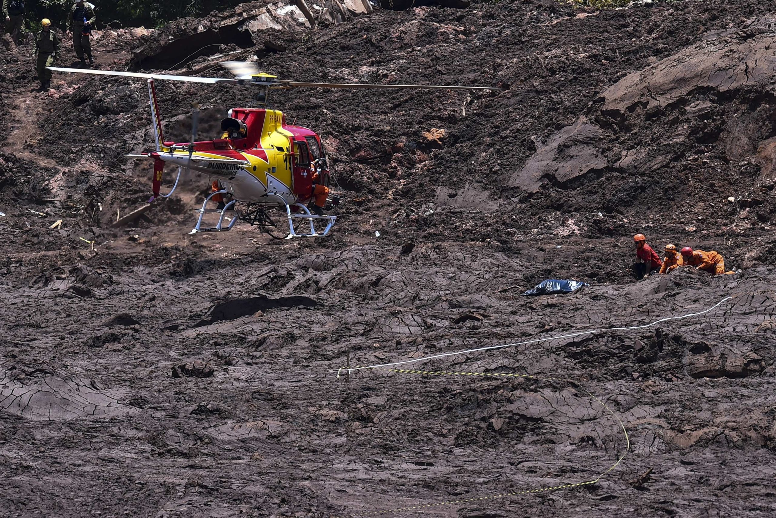 Número de vítimas mortais de desastre de barragem em Brumadinho sobe para 142