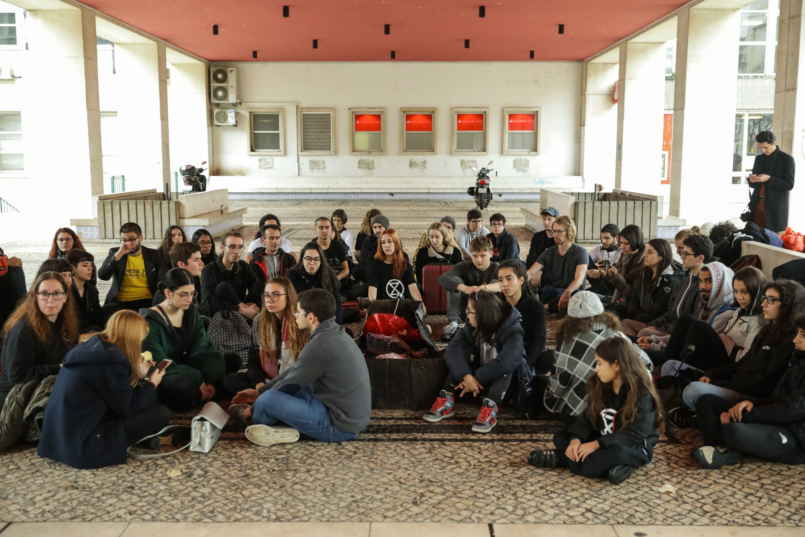 Clima: Estudantes pedem à Câmara declaração de emergência em Coimbra