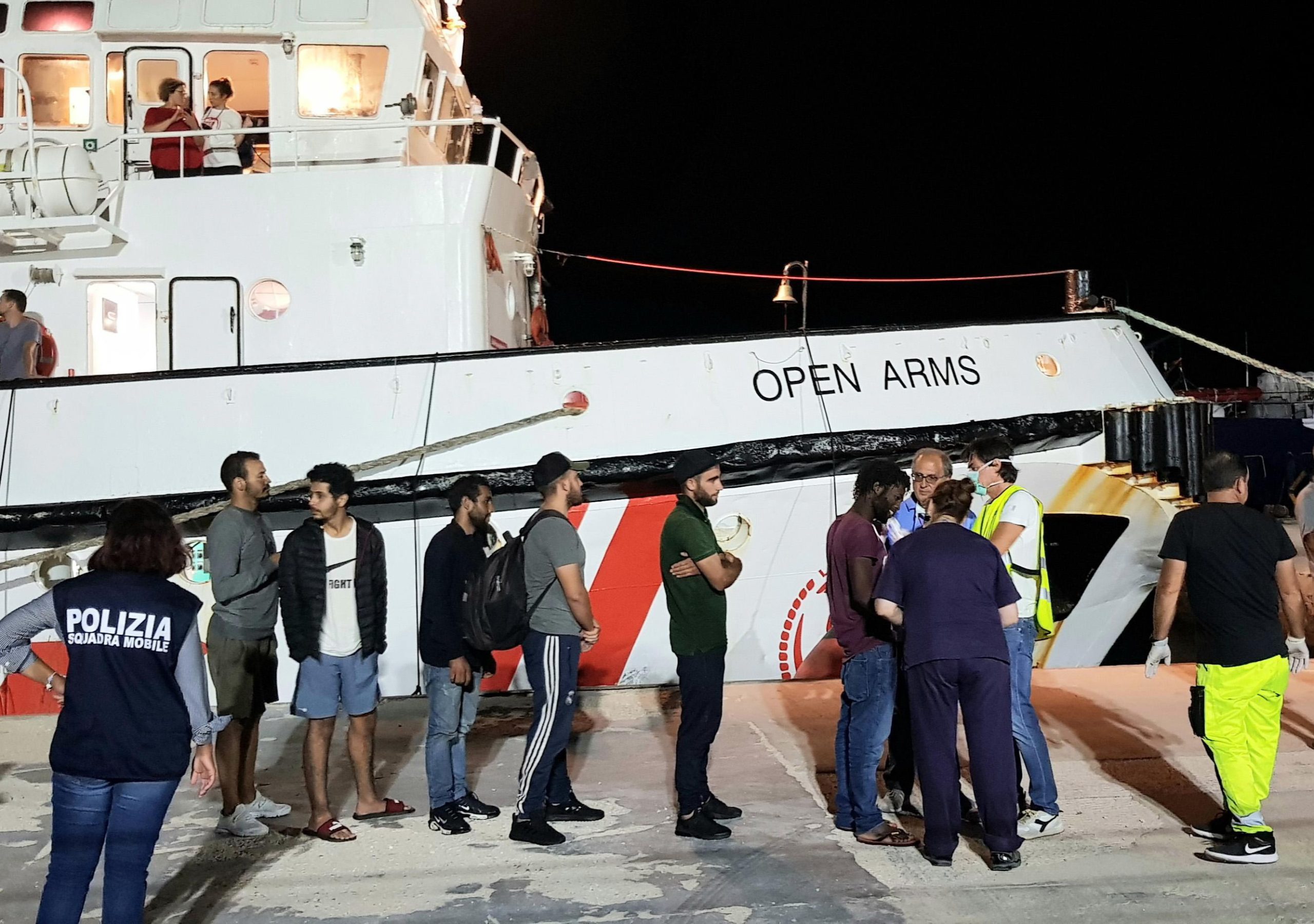 Bruxelas coordena distribuição de migrantes do navio Open Arms na UE