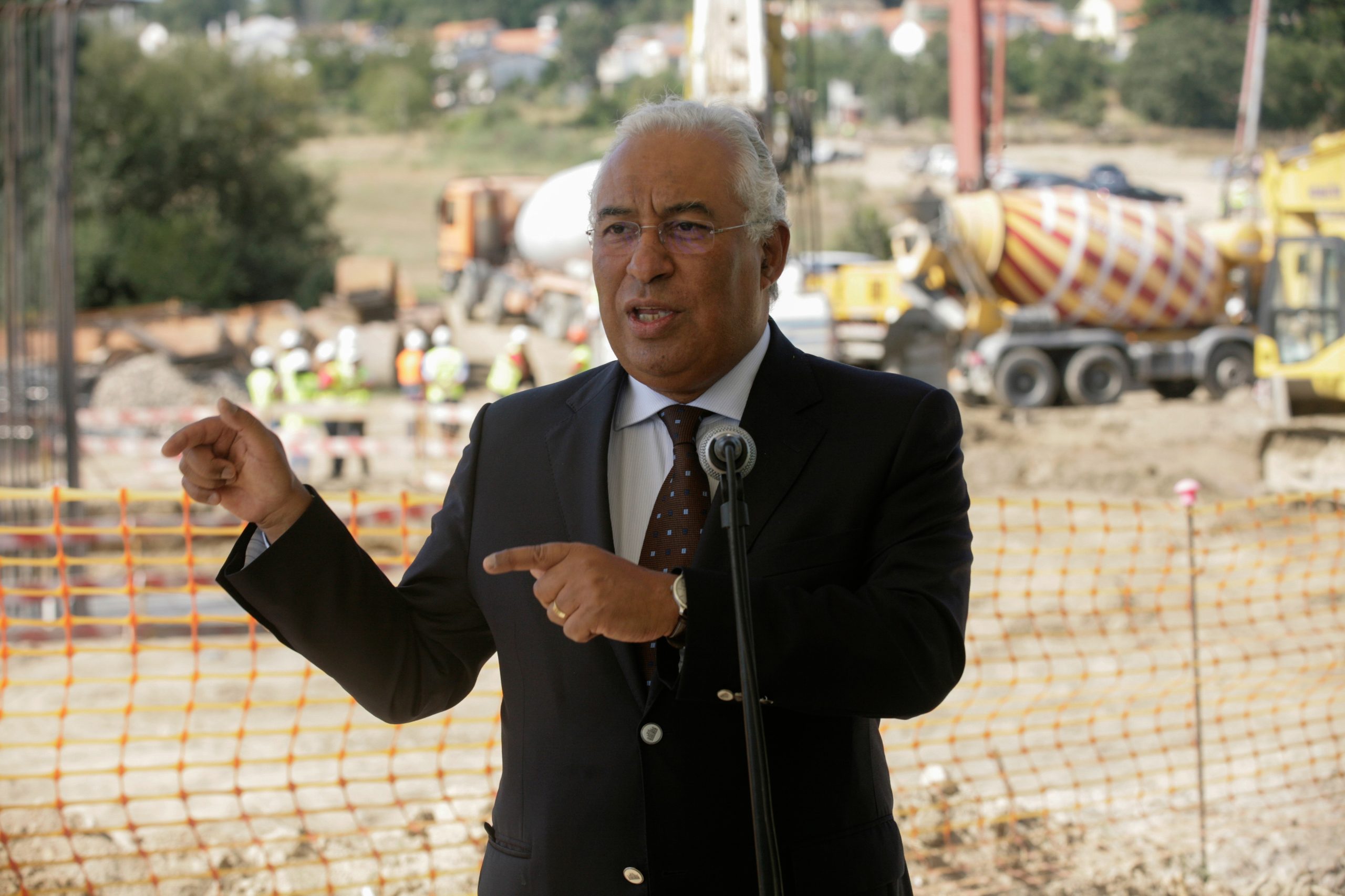 Número de Lojas do Cidadão quase que duplicará em quatro anos, garante António Costa