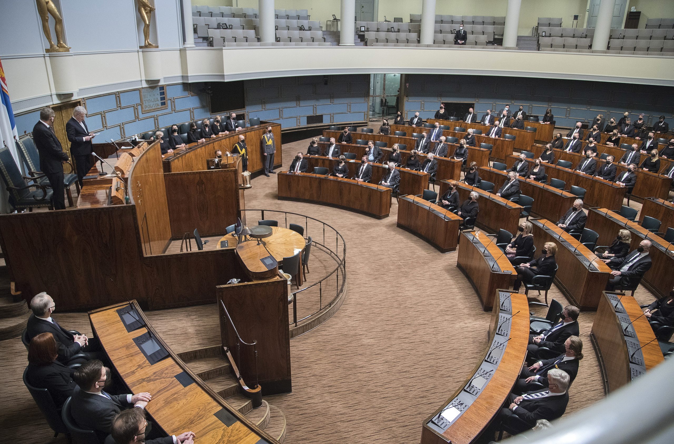 Parlamento da Finlândia inicia quarta-feira debate sobre adesão o país à NATO