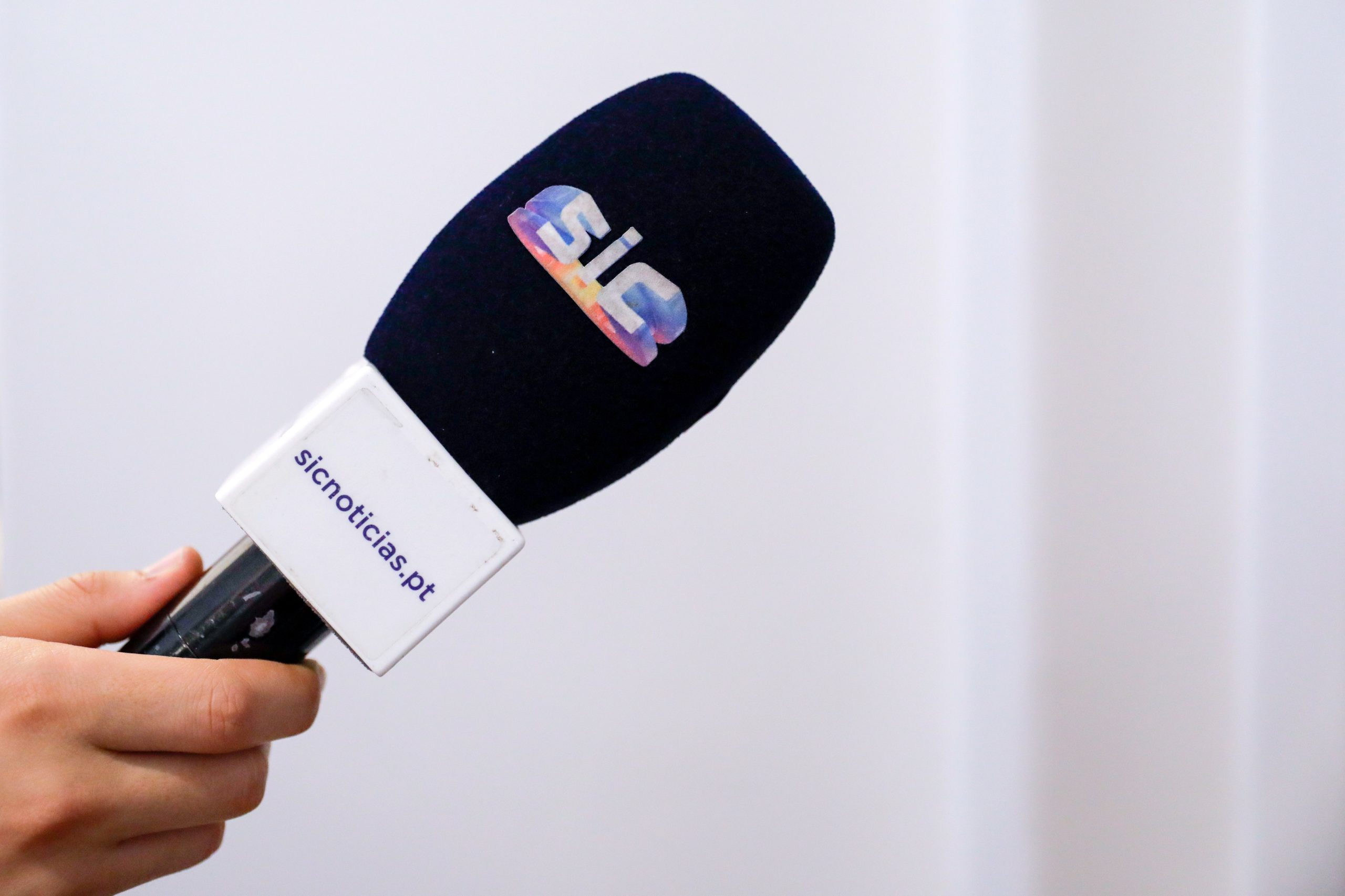 SIC e TVI dizem que proibição de chamadas de valor acrescentado teria “forte impacto” nas televisões