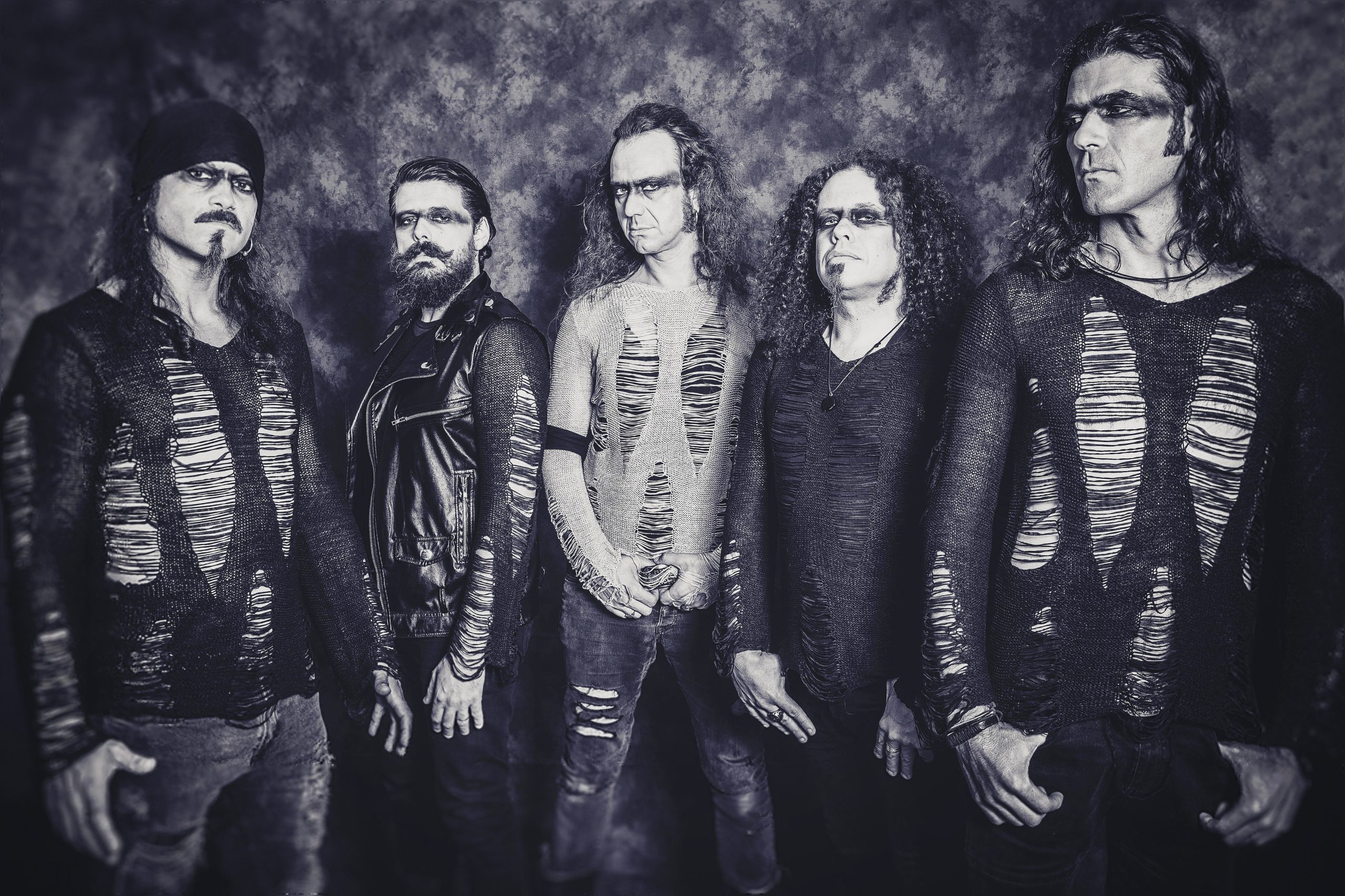 E se pudesse entrevistar os Moonspell? O SAPO24 vai ao estúdio da banda e estamos à procura de um fã para integrar a equipa