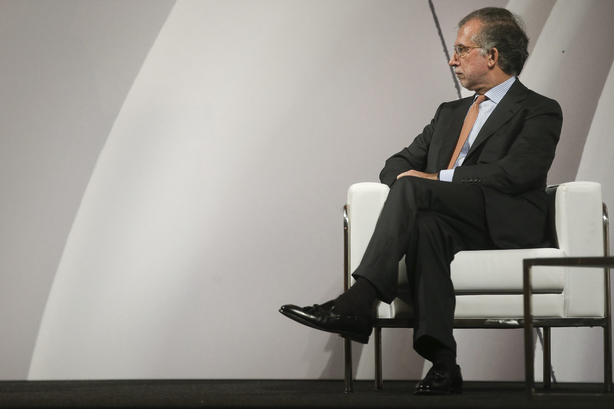 CGD: Administração de Domingues fica no banco até à entrada de Paulo Macedo