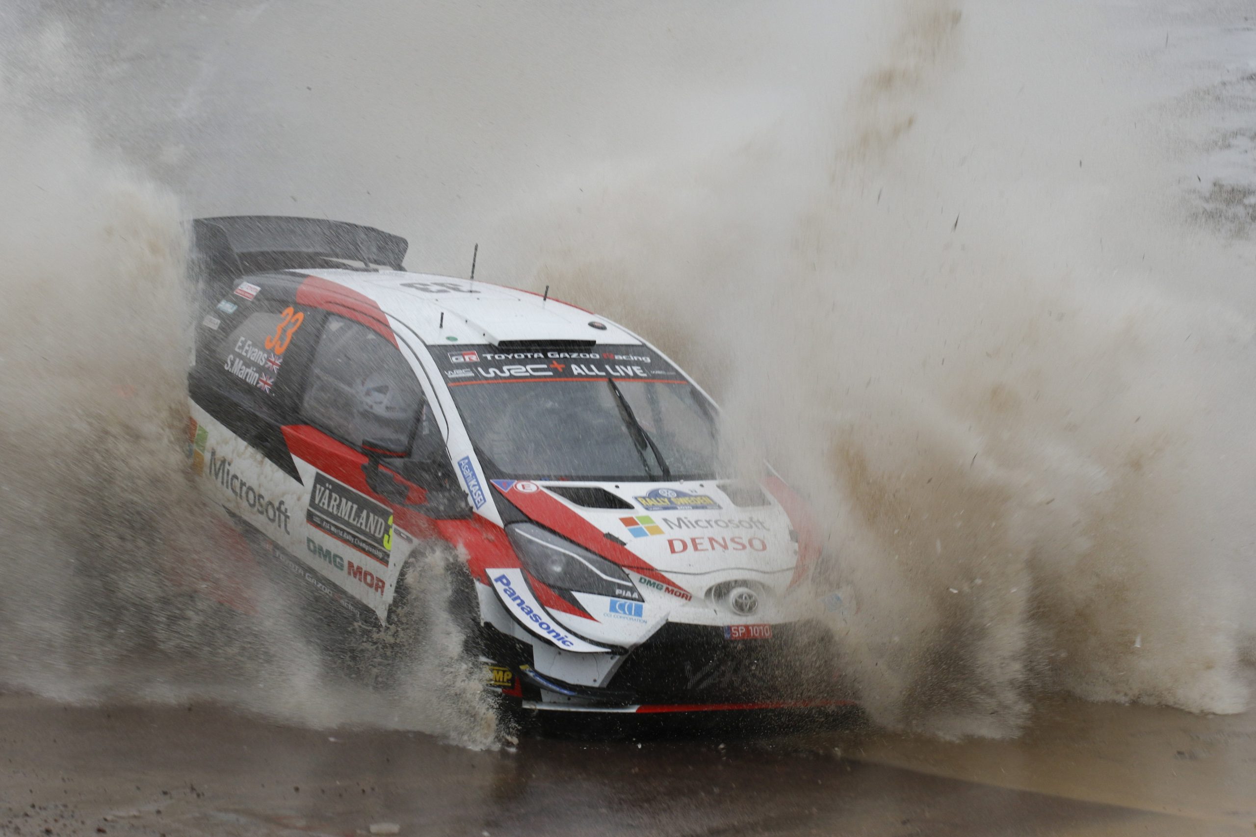 Elfyn Evans vence Rali da Suécia e sobe à liderança do Campeonato do Mundo