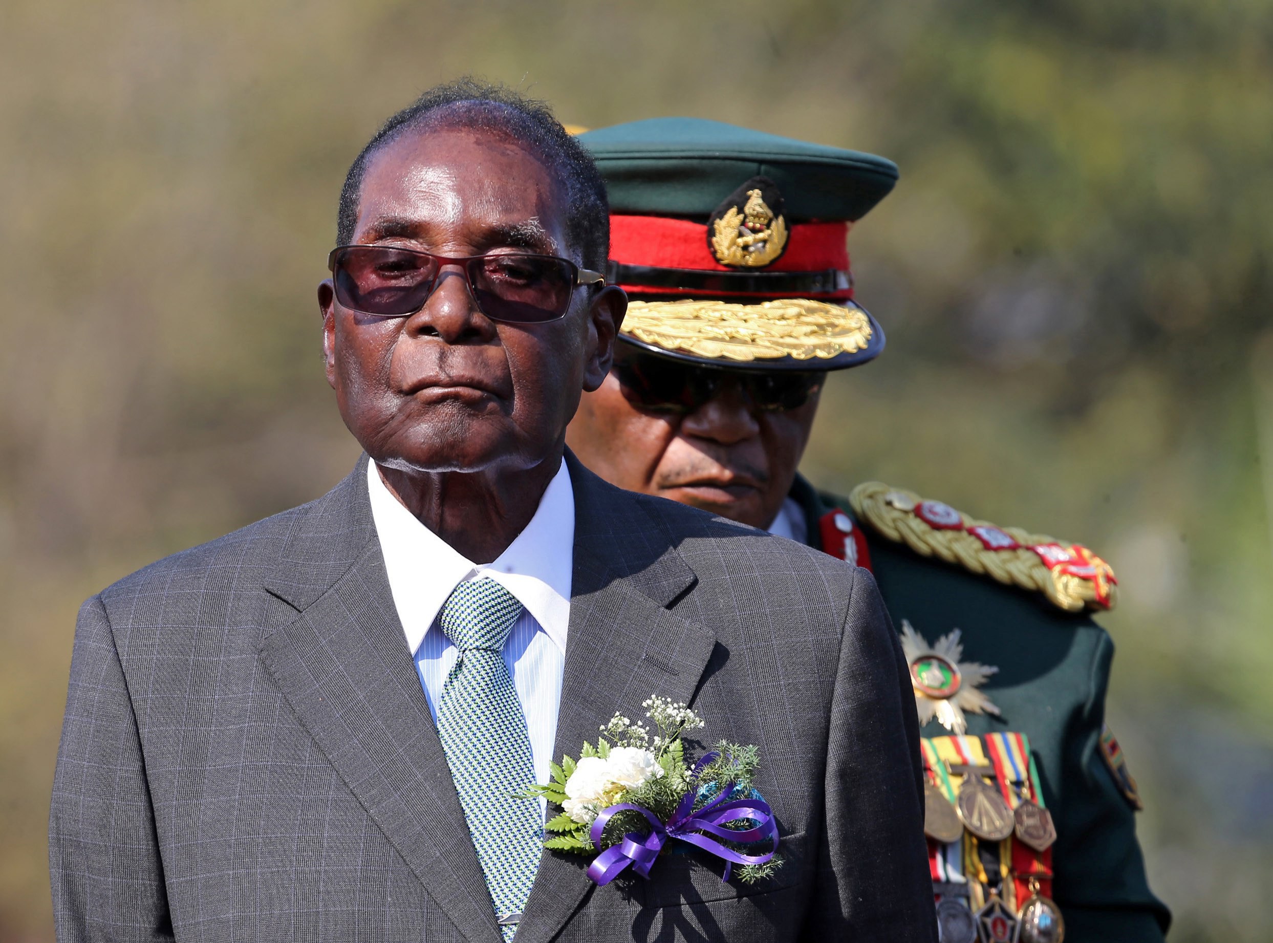 Guterres e a ONU pedem “calma e moderação” após saída de Mugabe
