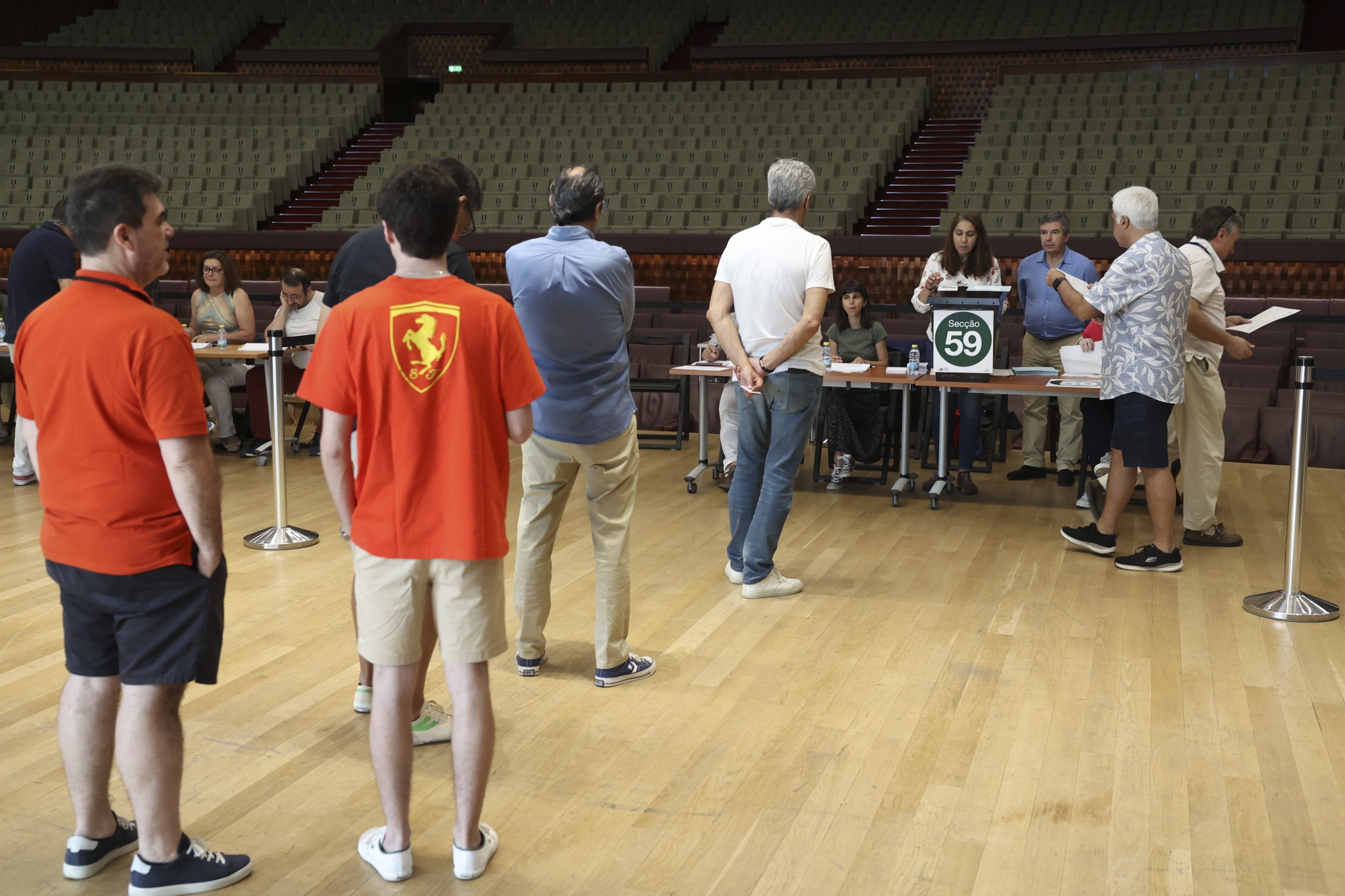 Mais de sete mil eleitores já votaram em Lisboa