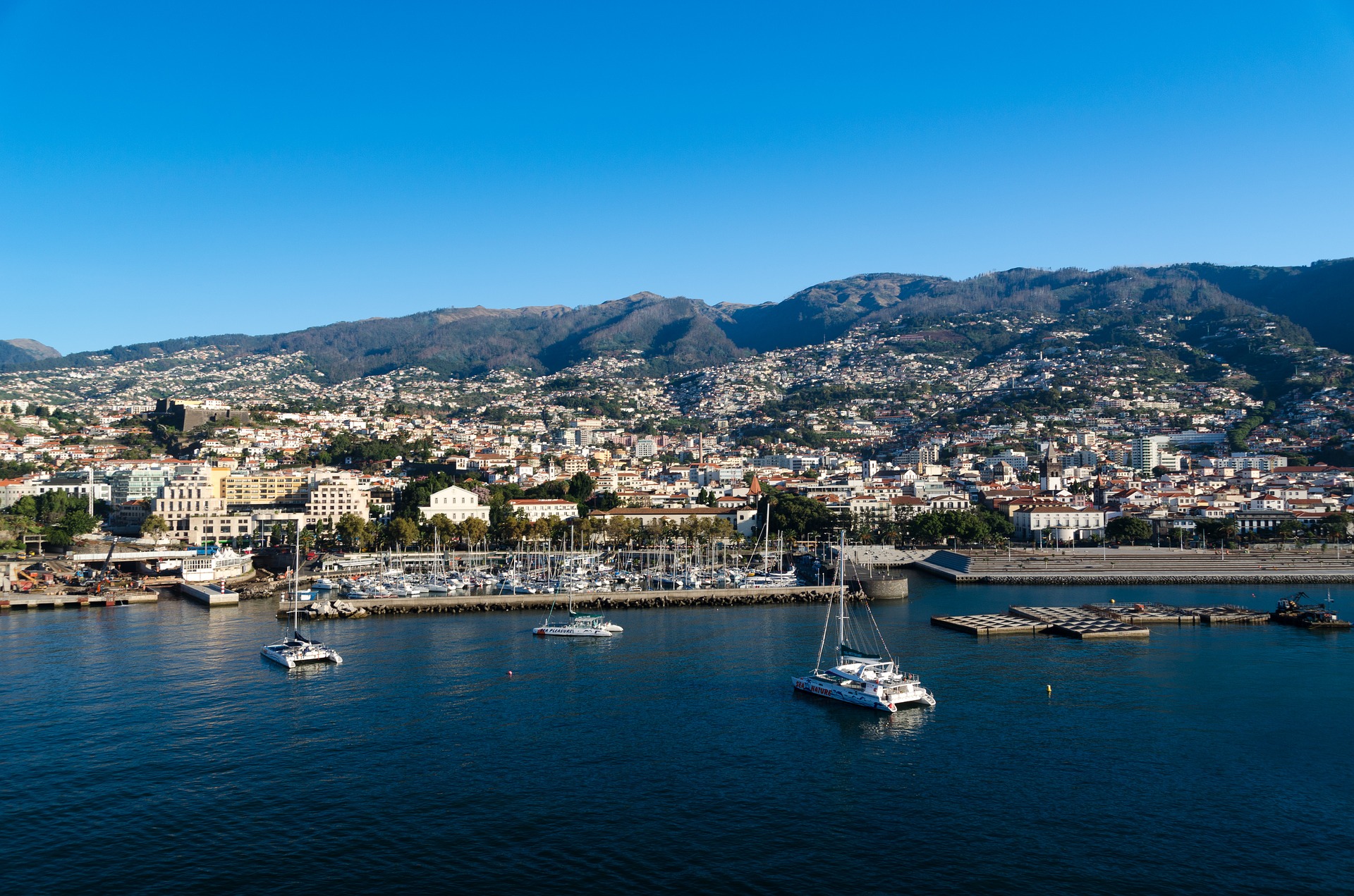 Dívida global da Madeira era de 5,4 mil milhões de euros em 2016