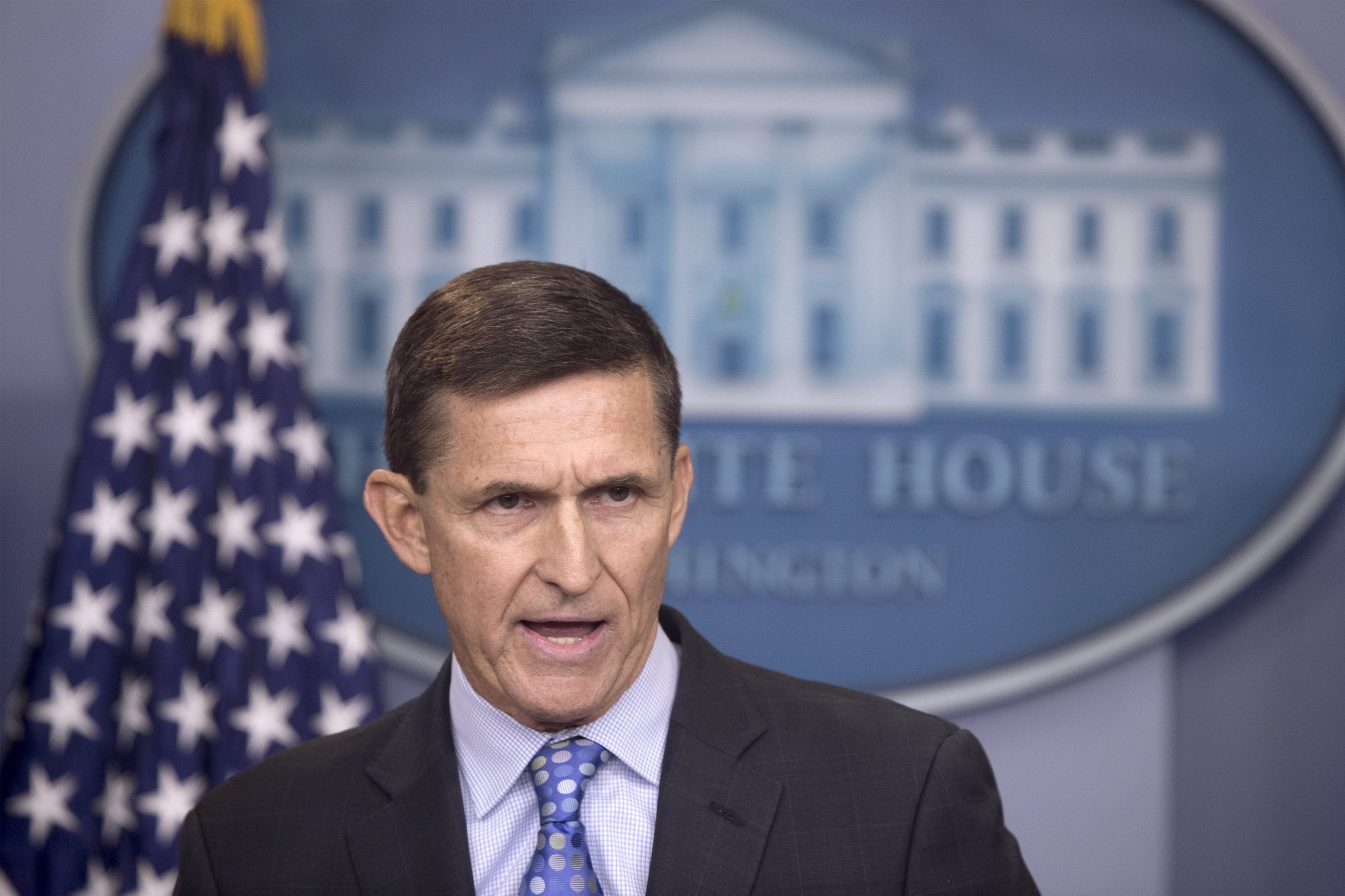 Ex-conselheiro de Trump recusa entregar documentos pedidos pelo Senado