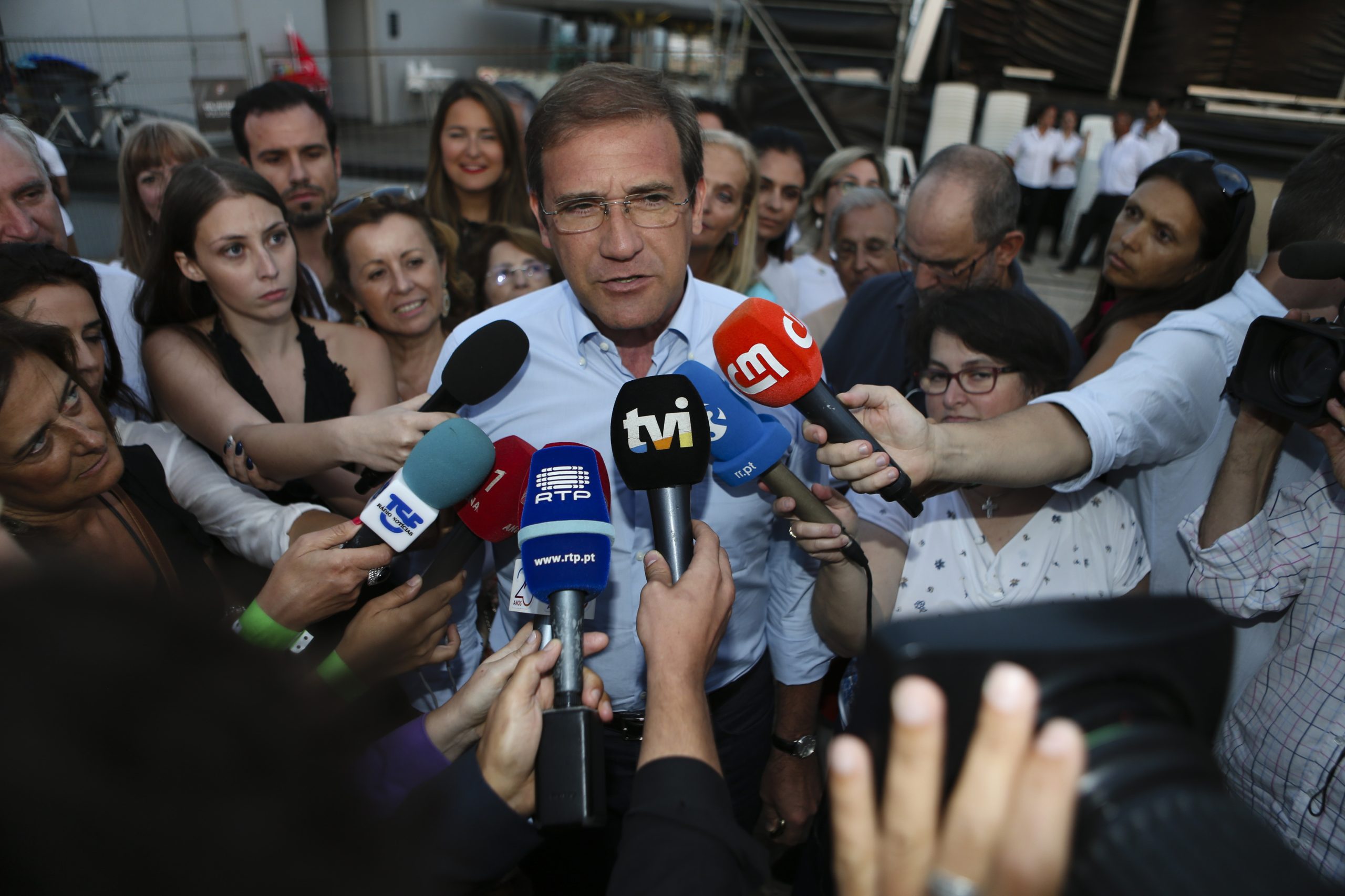 Passos reitera que não se demite por causa das autárquicas e diz que PSD está mobilizado
