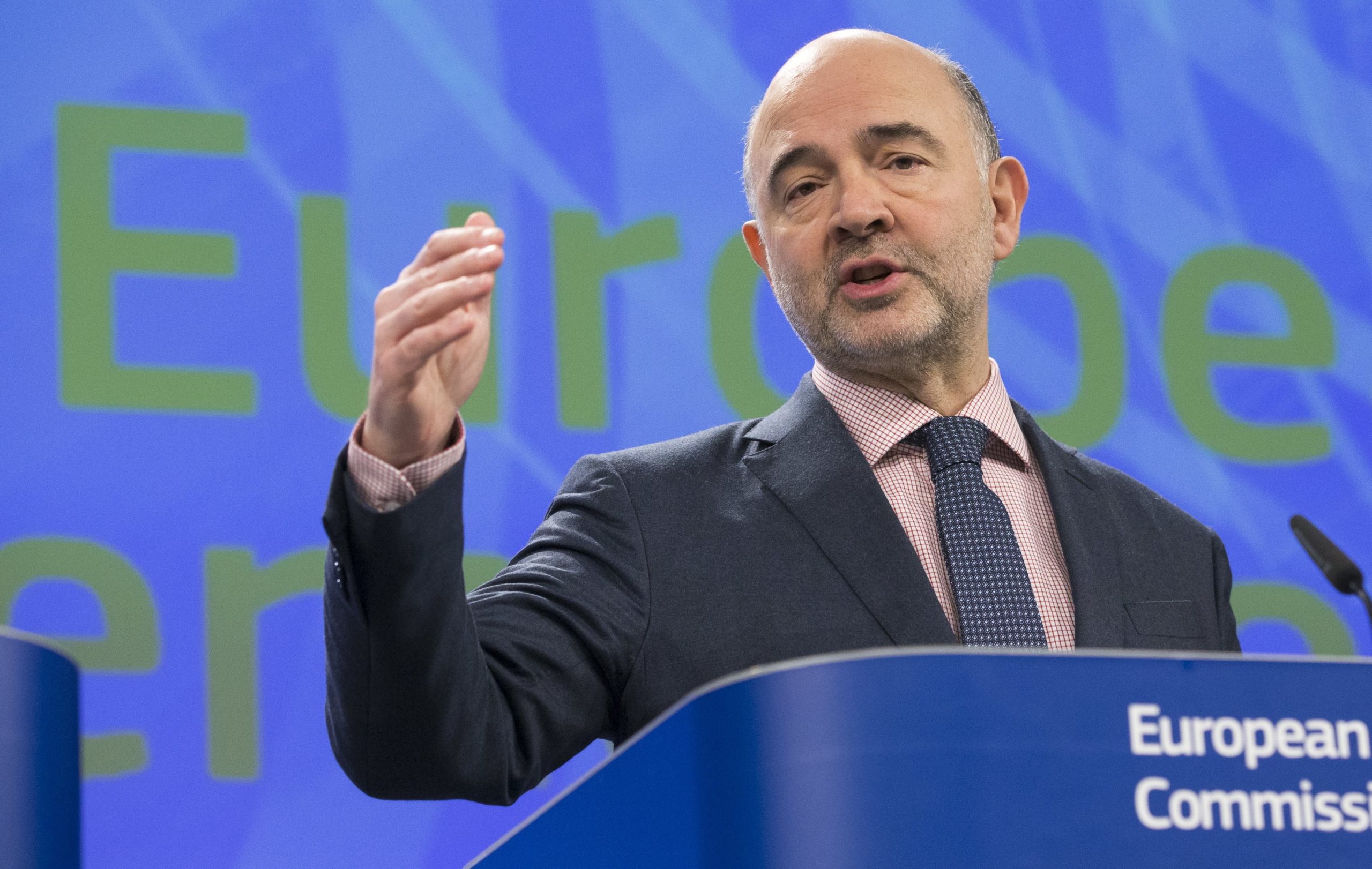 Portugal vai sair “em breve” do procedimento por défice excessivo, diz Pierre Moscovici