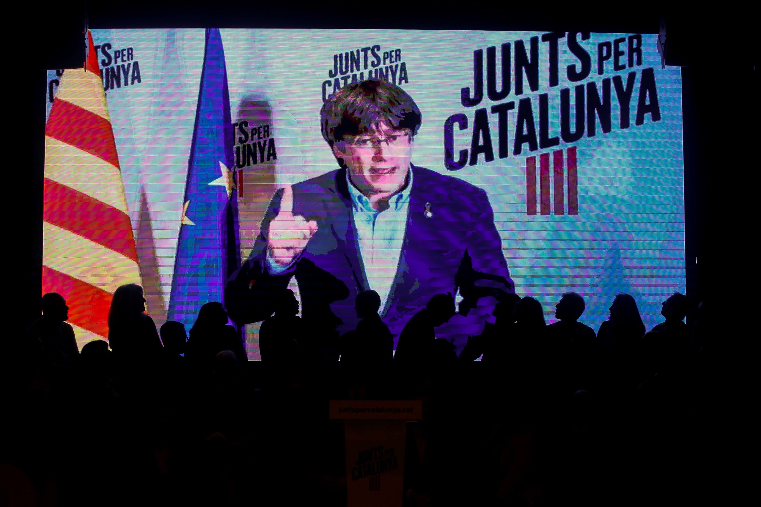 Catalunha. Puigdemont pede adiamento sobre extradição até que se esclareça imunidade