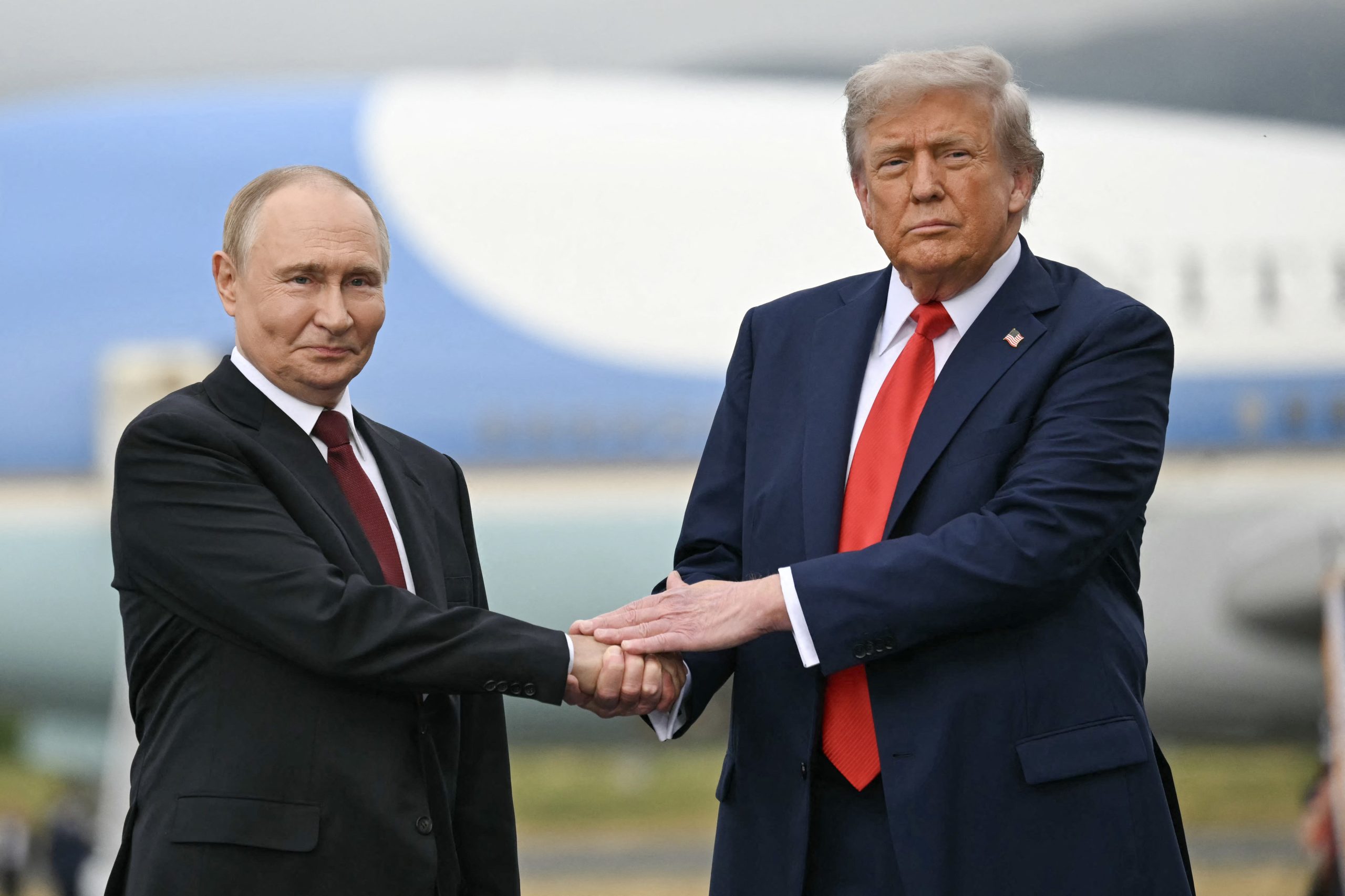 Putin lamenta que Trump não tenha ganhado o Nobel!