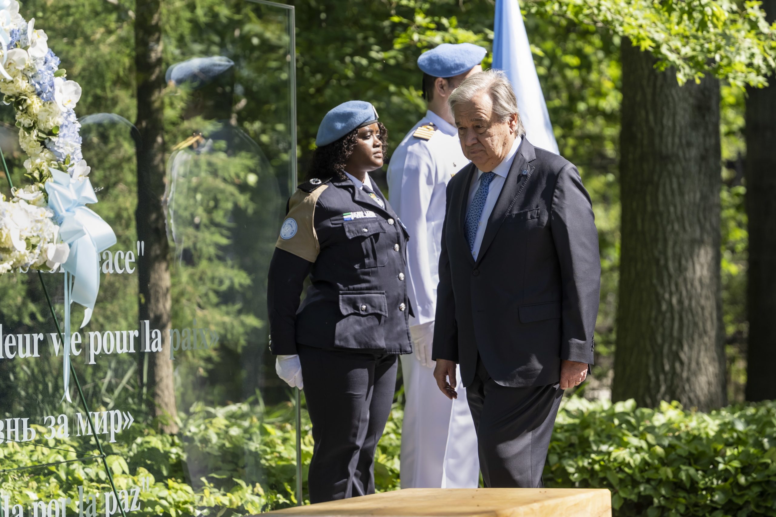 Guterres “muito preocupado” com lei contra homossexualidade no Uganda