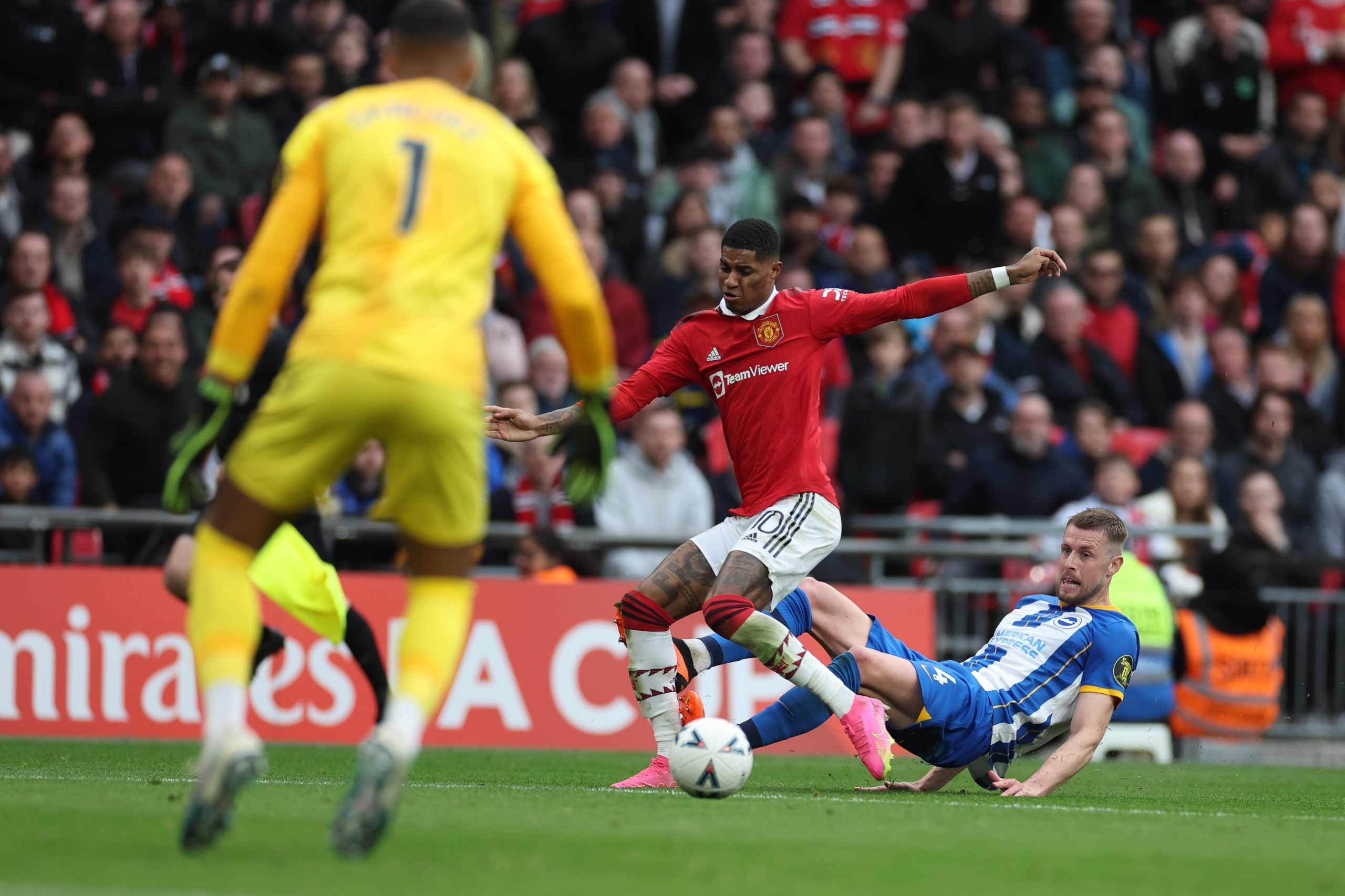 Manchester United vence Brighton nos penáltis e apura-se para a final da Taça