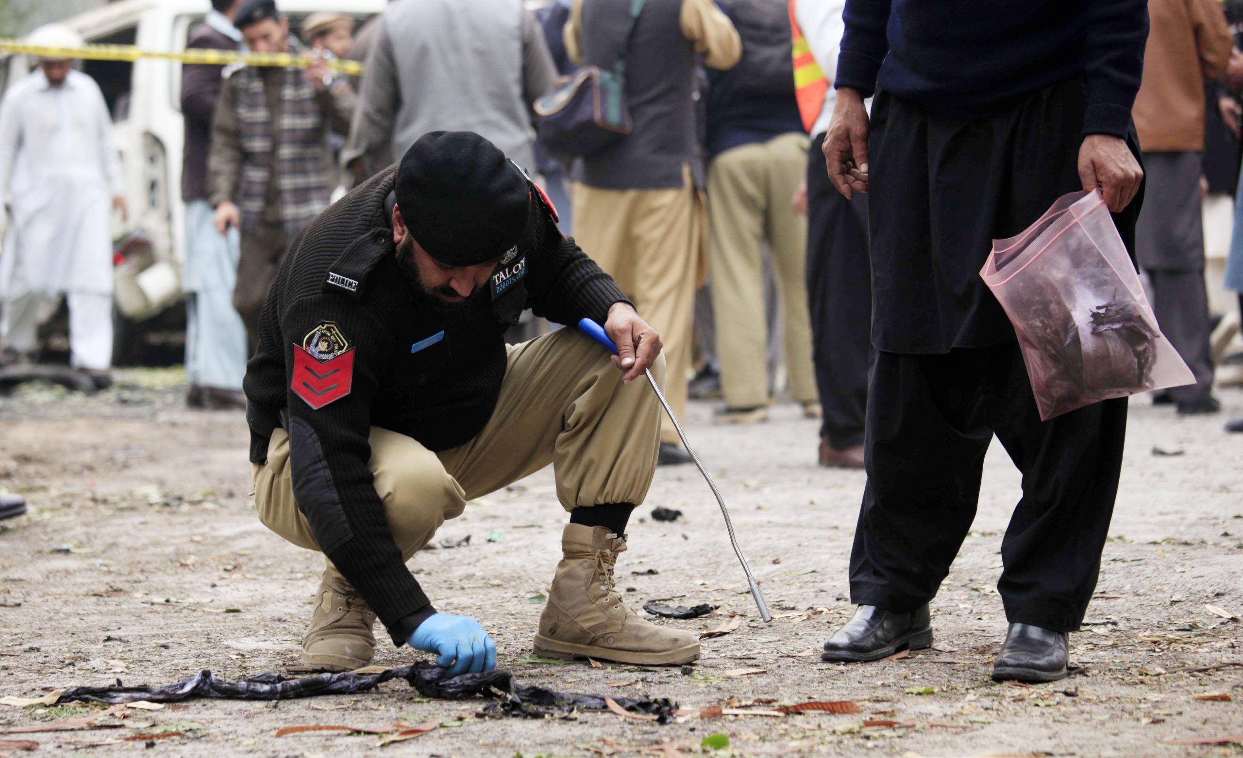 Paquistão: Cinco mortos e 15 feridos em atentado à bomba em Lahore