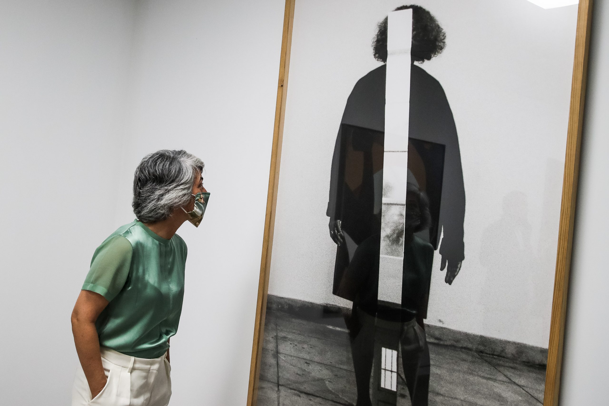 Ministra da Cultura realça “lugar capital” de Coimbra na arte contemporânea