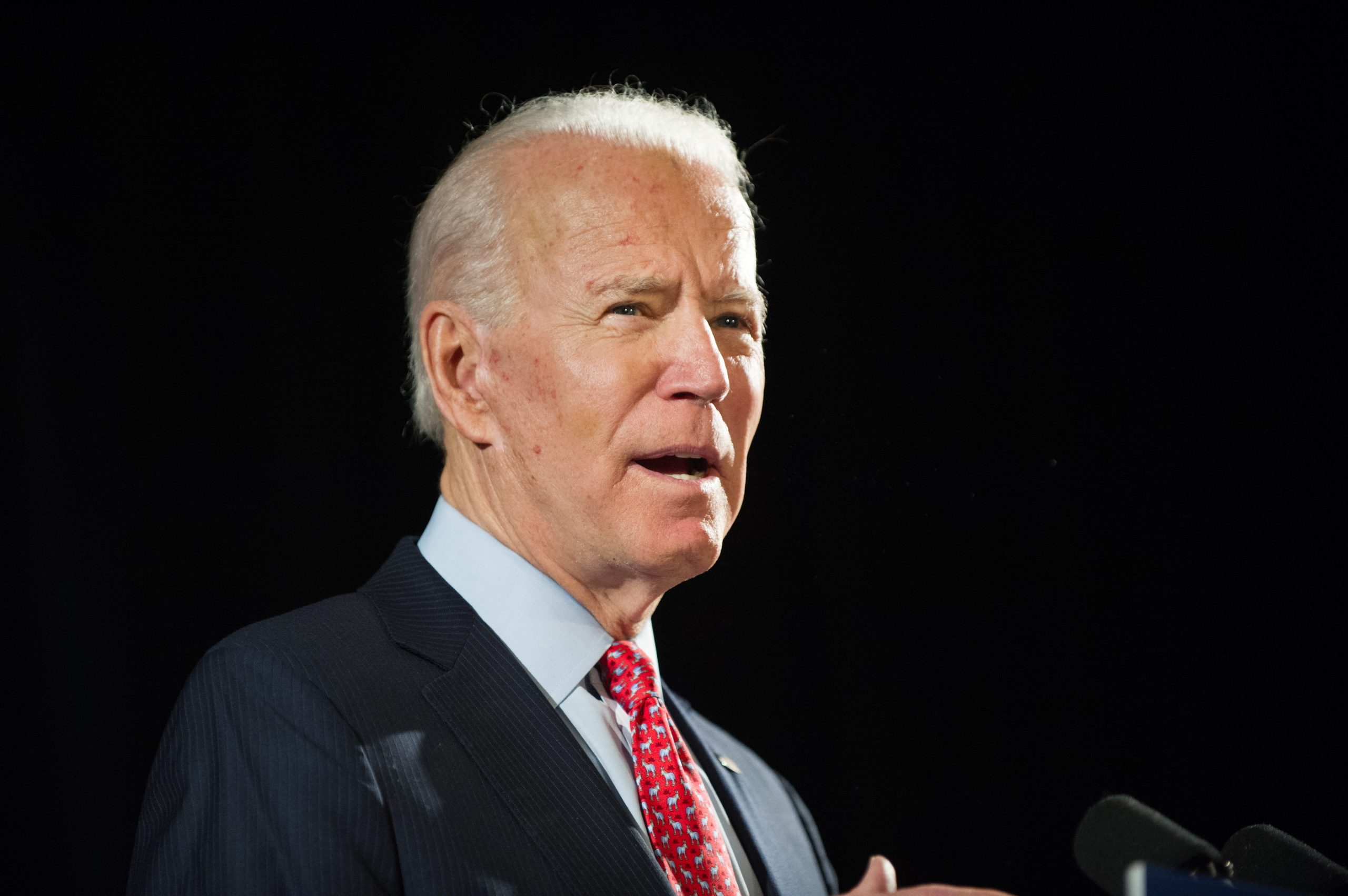 Joe Biden acusa Governo dos EUA de “abusar dos seus poderes”