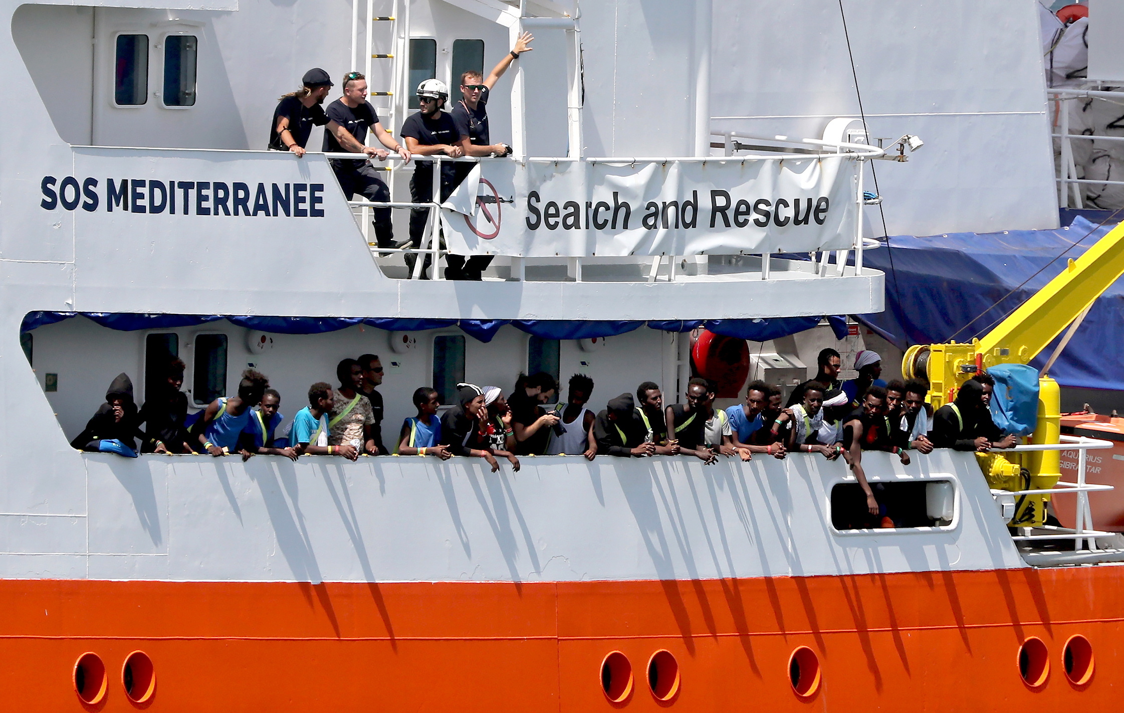 Aquarius regressa ao Mediterrâneo com novo nome e nova bandeira