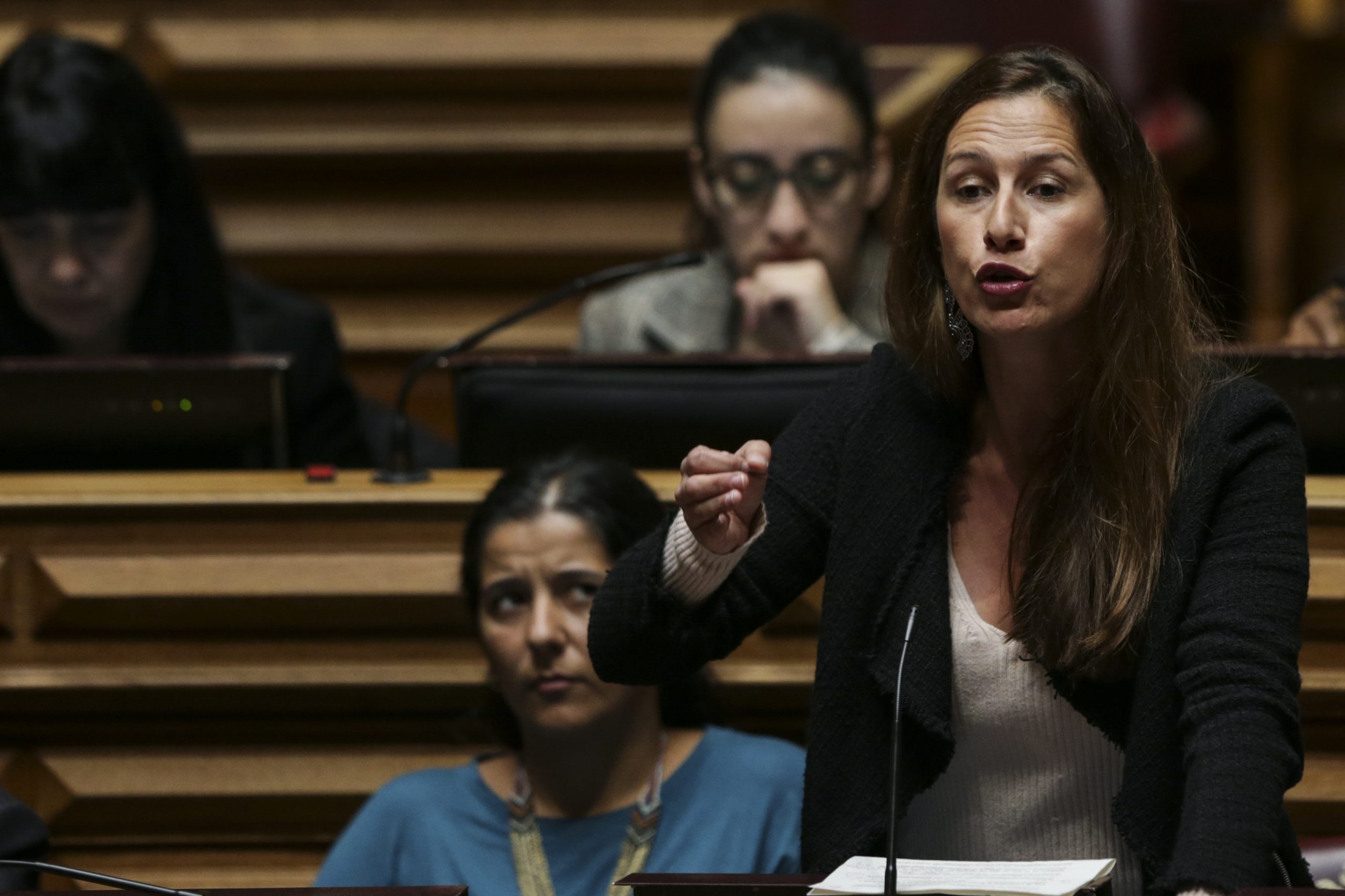 PCP defende que proposta de 35 horas de trabalho pode criar 440 mil novos empregos