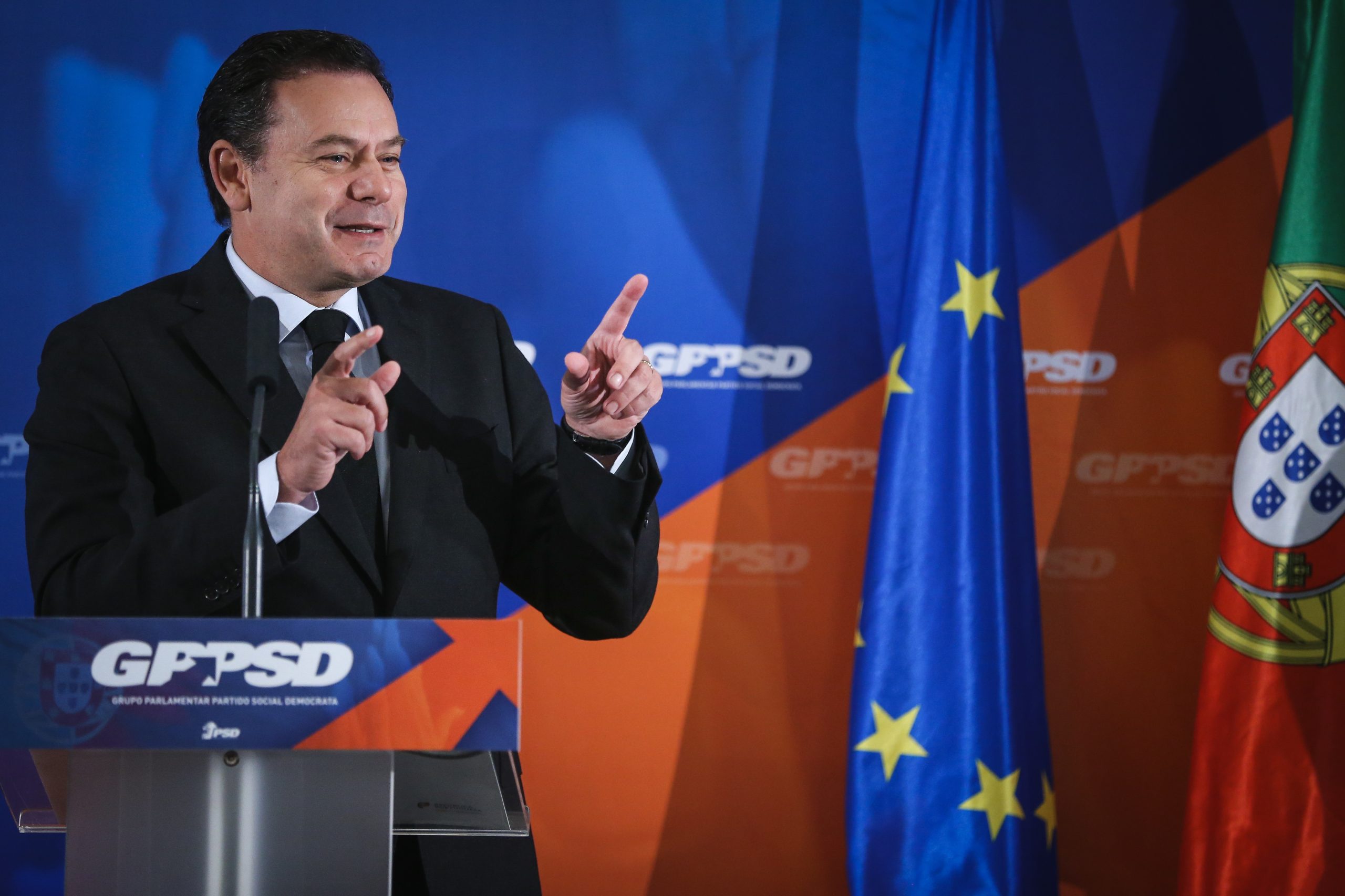 Afinal PSD e CDS não participam hoje nas reuniões do Orçamento do Estado