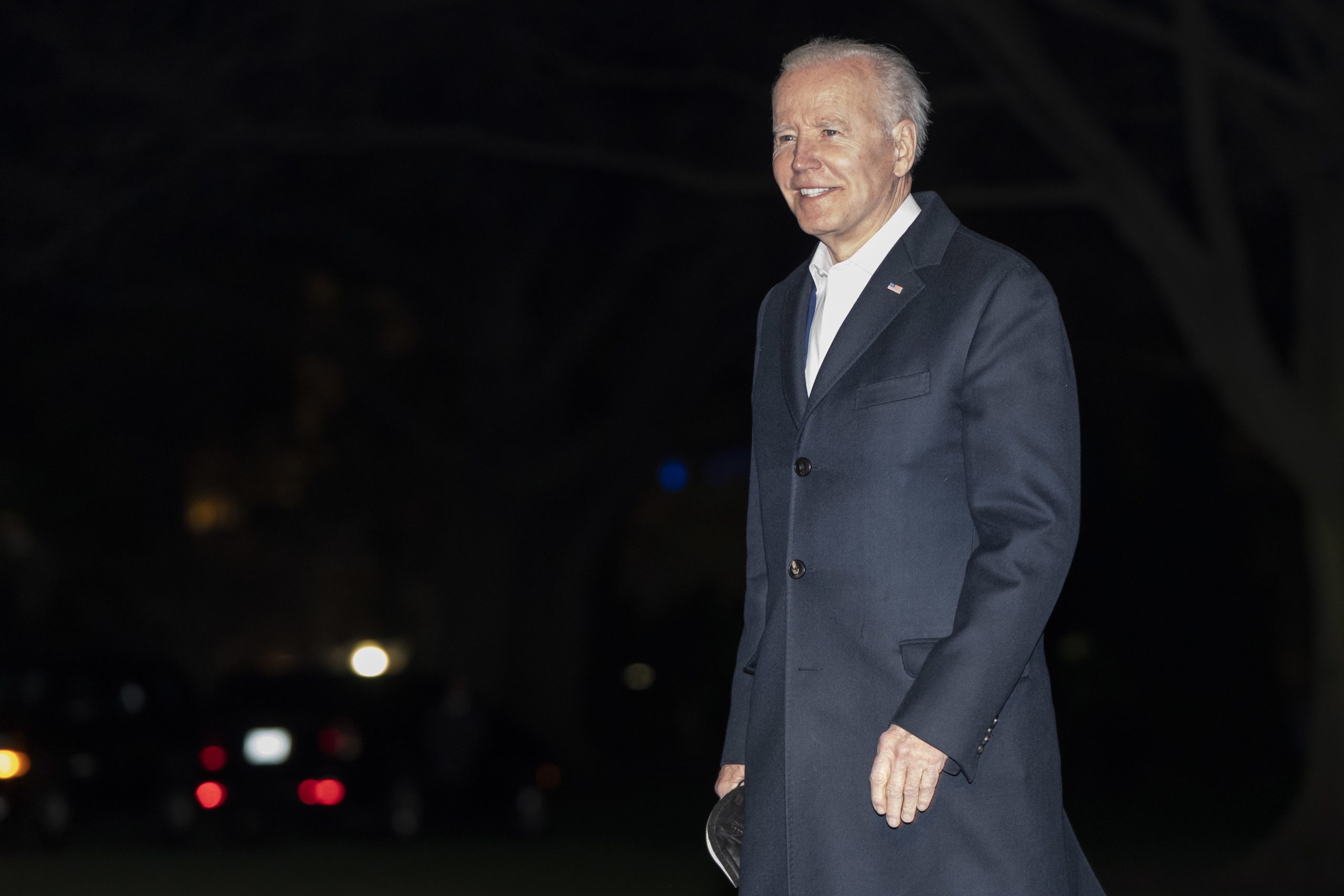 Presidente norte-americano quer “esperar para ver” se Rússia cumpre intenção de desescalada