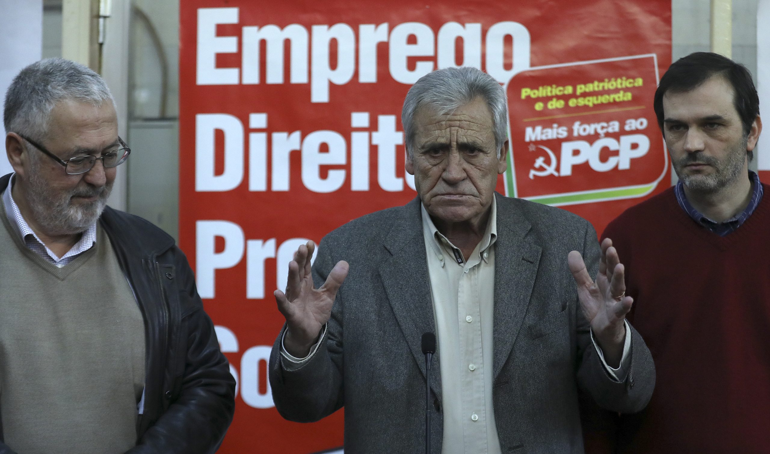 Jerónimo de Sousa lembra que Presidente da República deve “cumprir e fazer cumprir a Constituição”