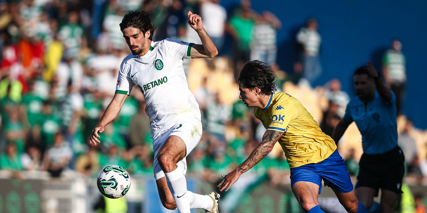 Sporting mantém invencibilidade com vitória no Estoril