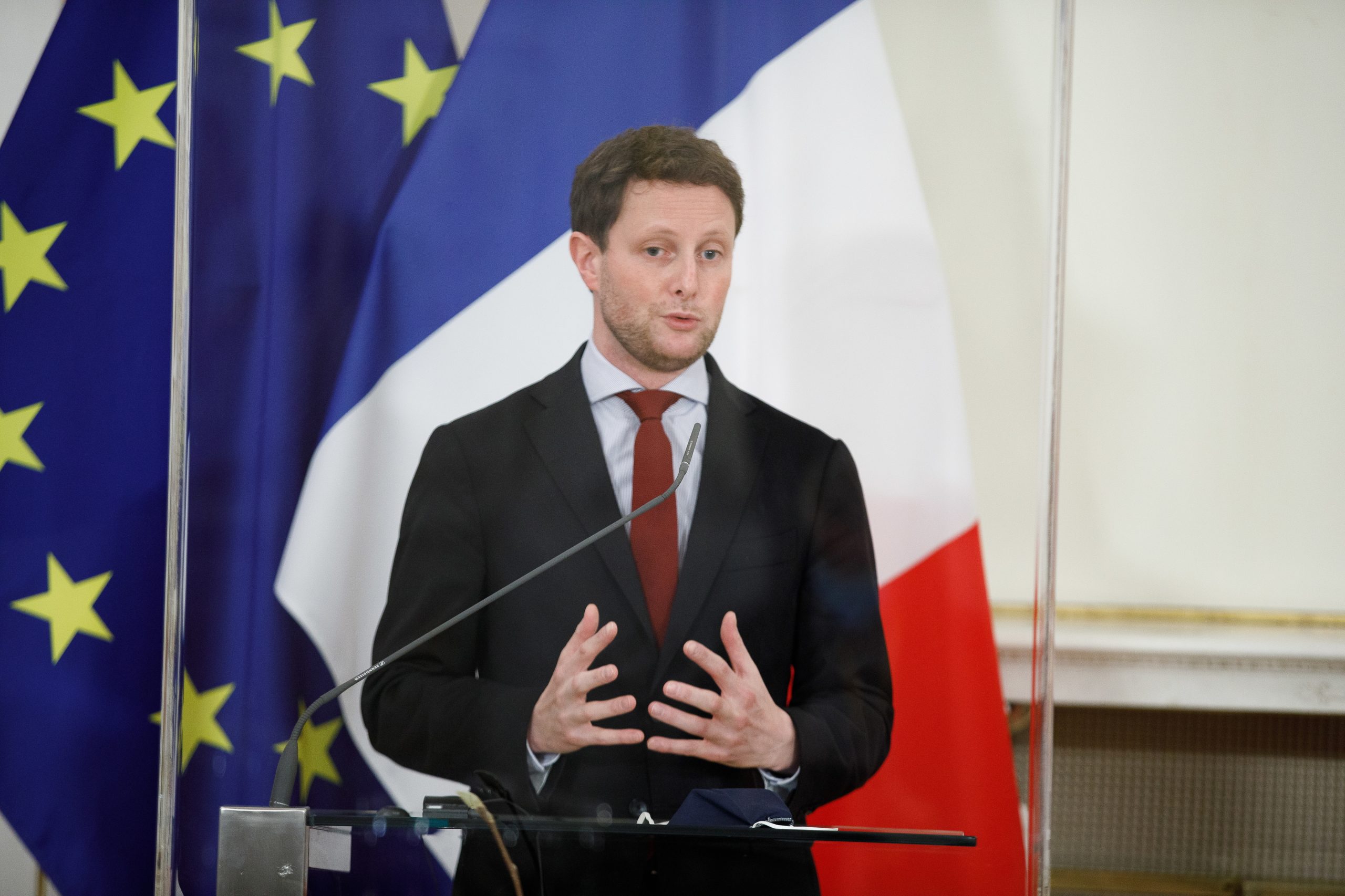 Paris apela a Berlim para abandonar projeto do gasoduto Nord Stream 2