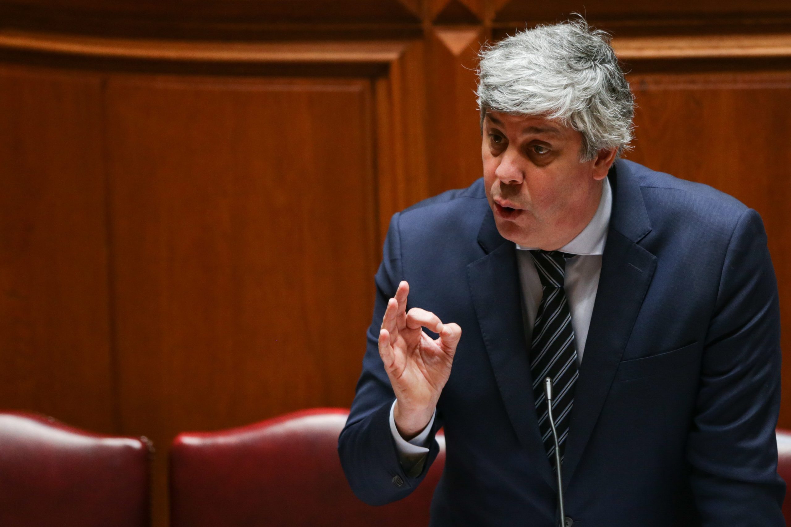 Centeno diz que entrega do Orçamento do Estado se mantém até 15 de outubro